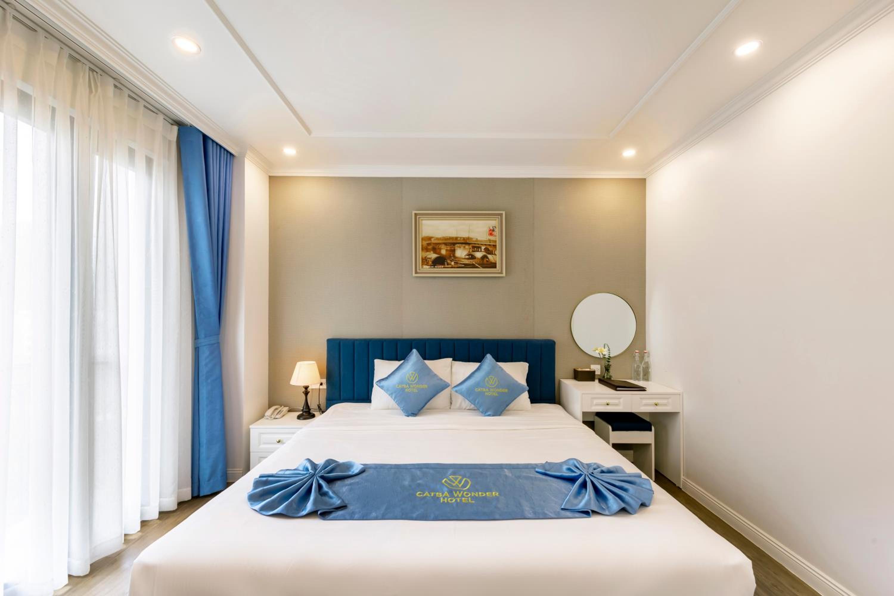 Deluxe Double Room with Bath - Photo 1