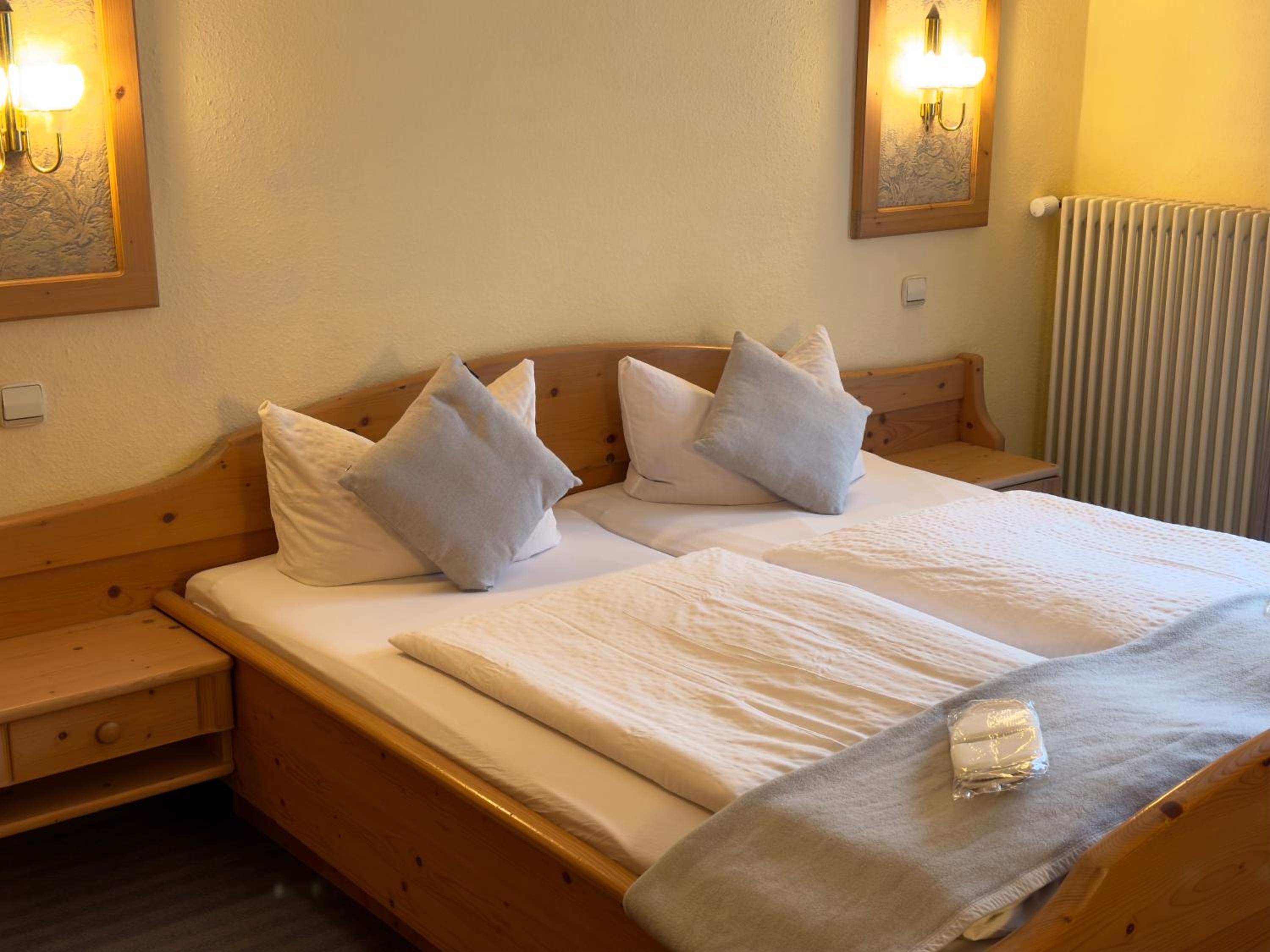 Double Room with Balcony - Photo 29