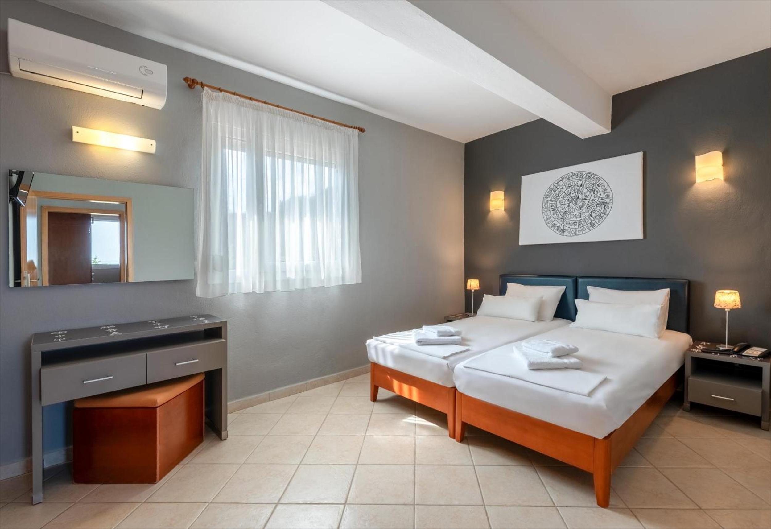 Two-Bedroom Panorama Apartment