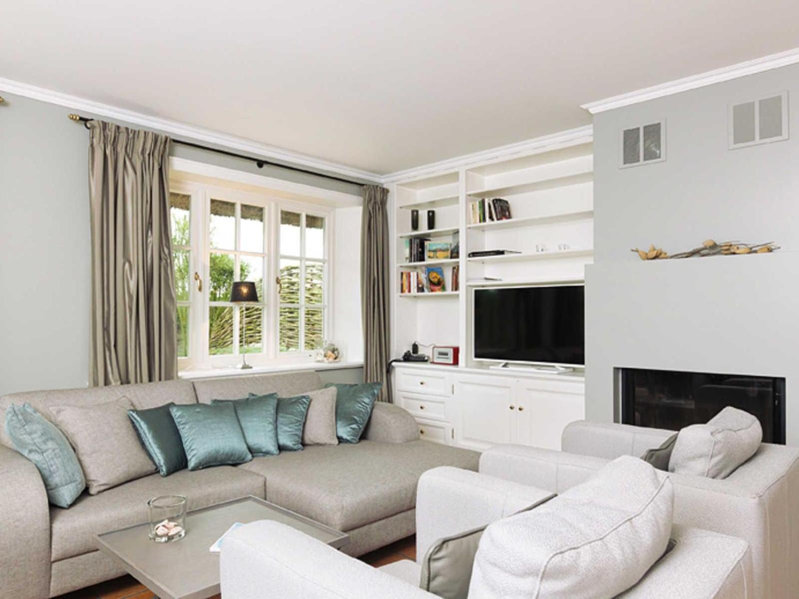 Four-Bedroom House photo 1