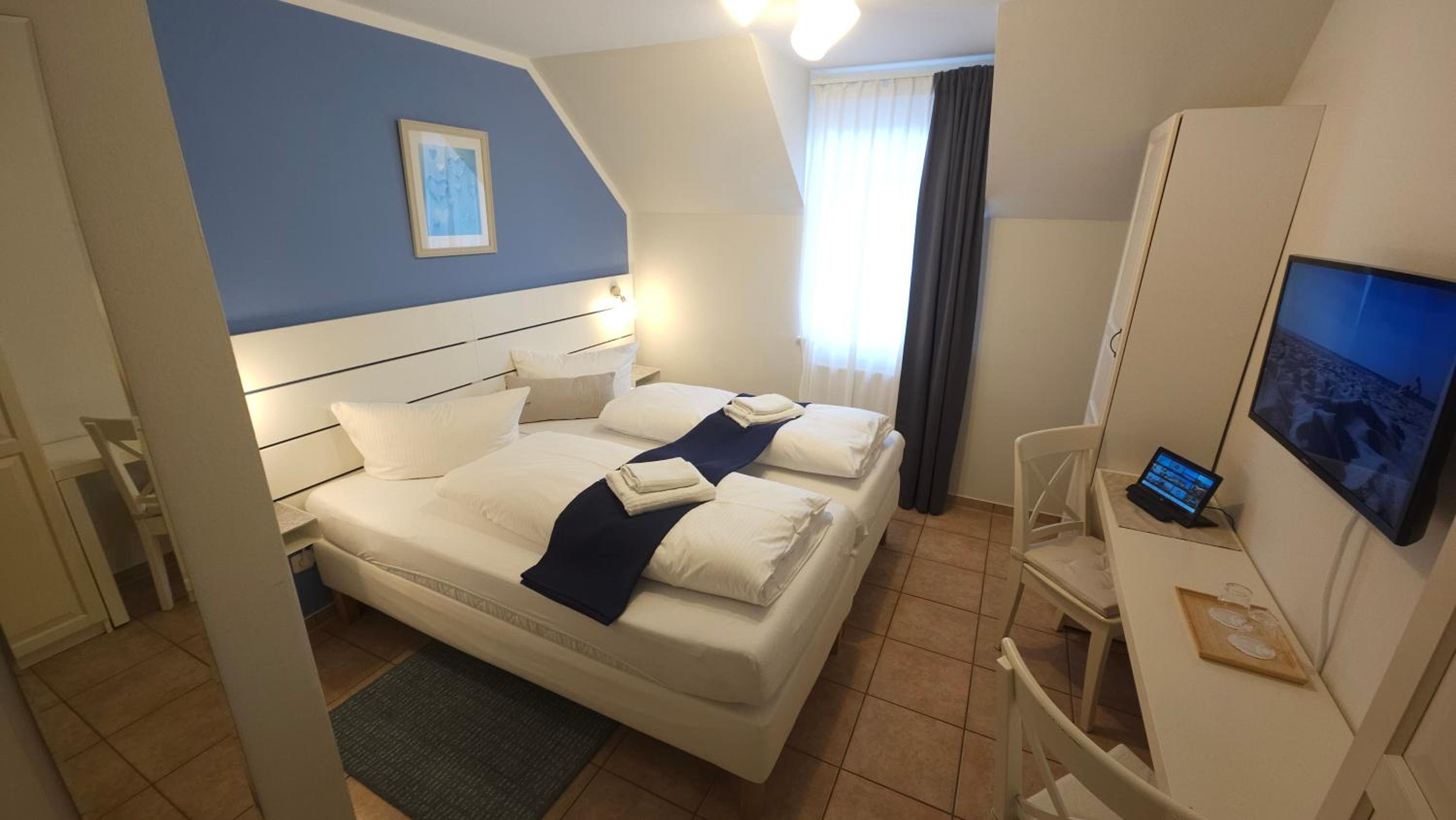 Small Double Room photo 3