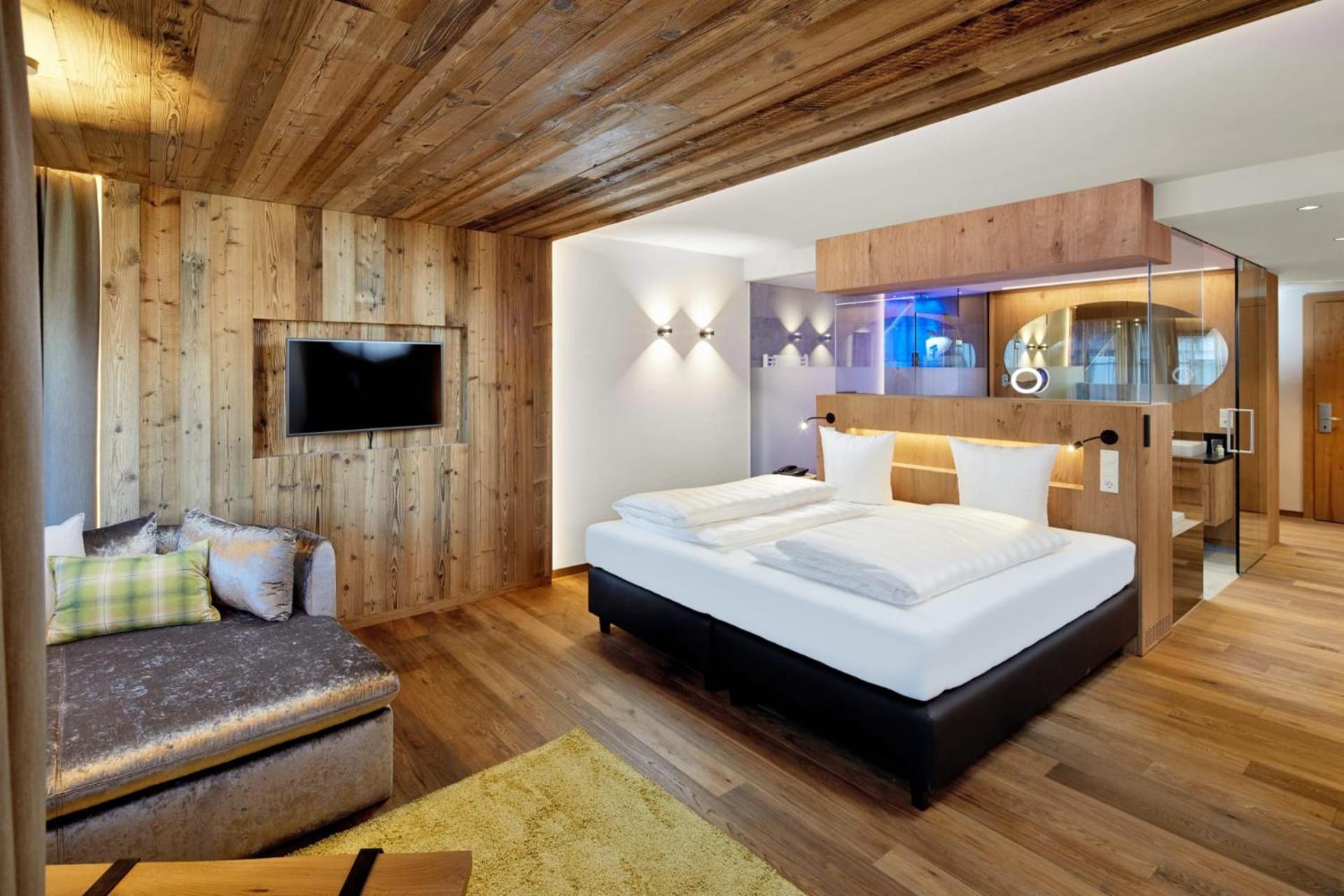 One-Bedroom Suite