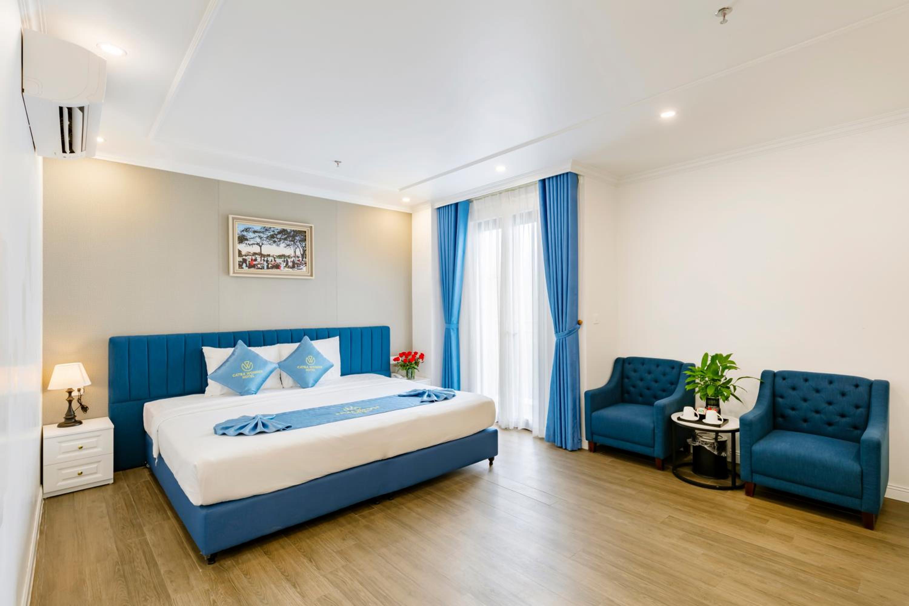 Two-Bedroom Suite - Photo 9
