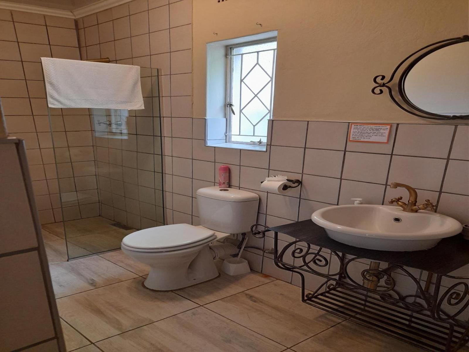 Standard Double Room - Photo 2