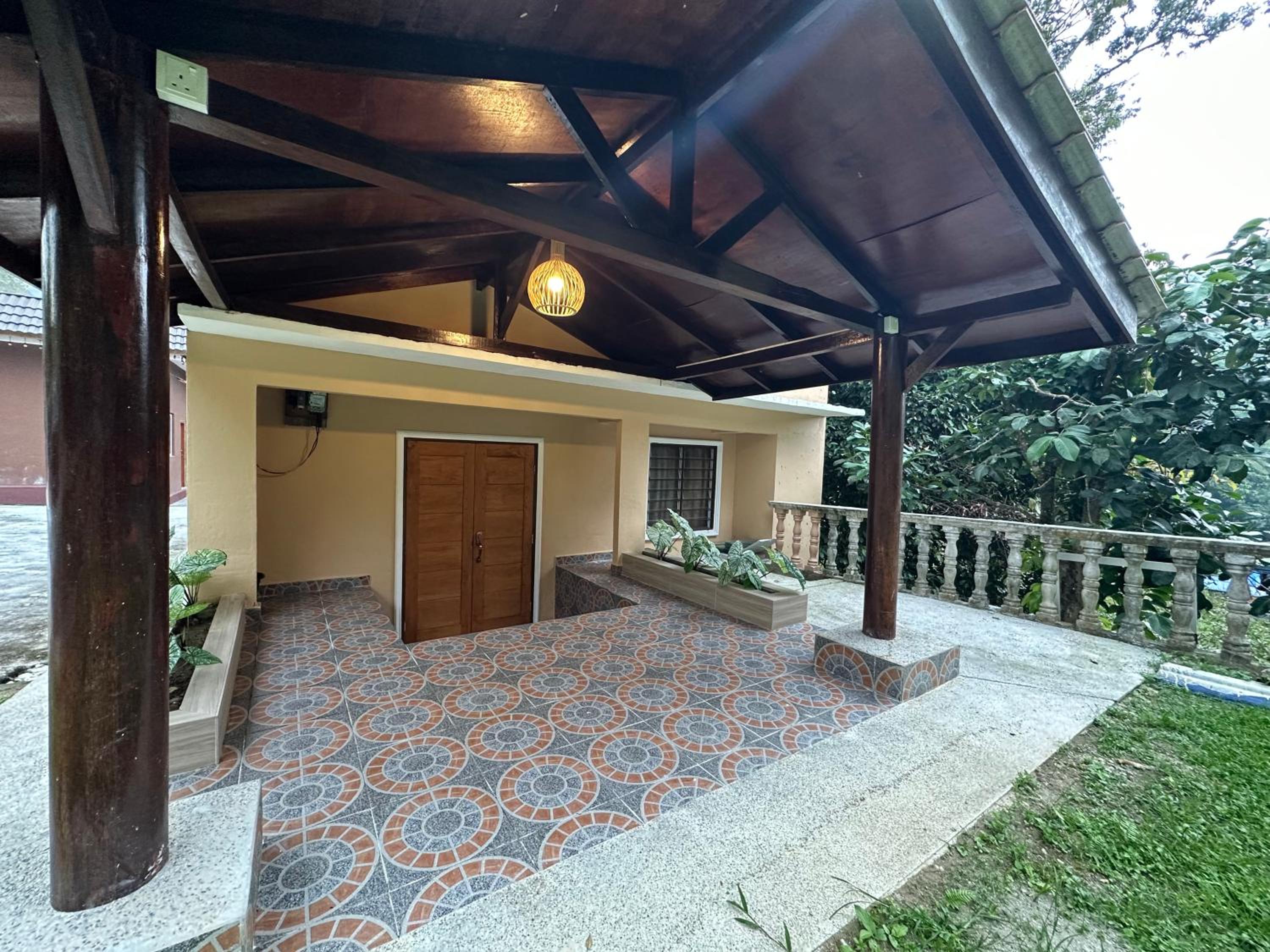 Family Bungalow photo 1