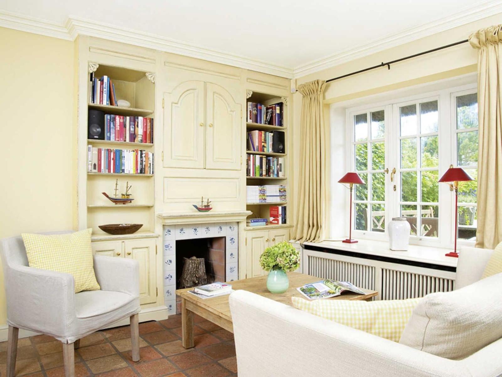 Three-Bedroom House photo 1