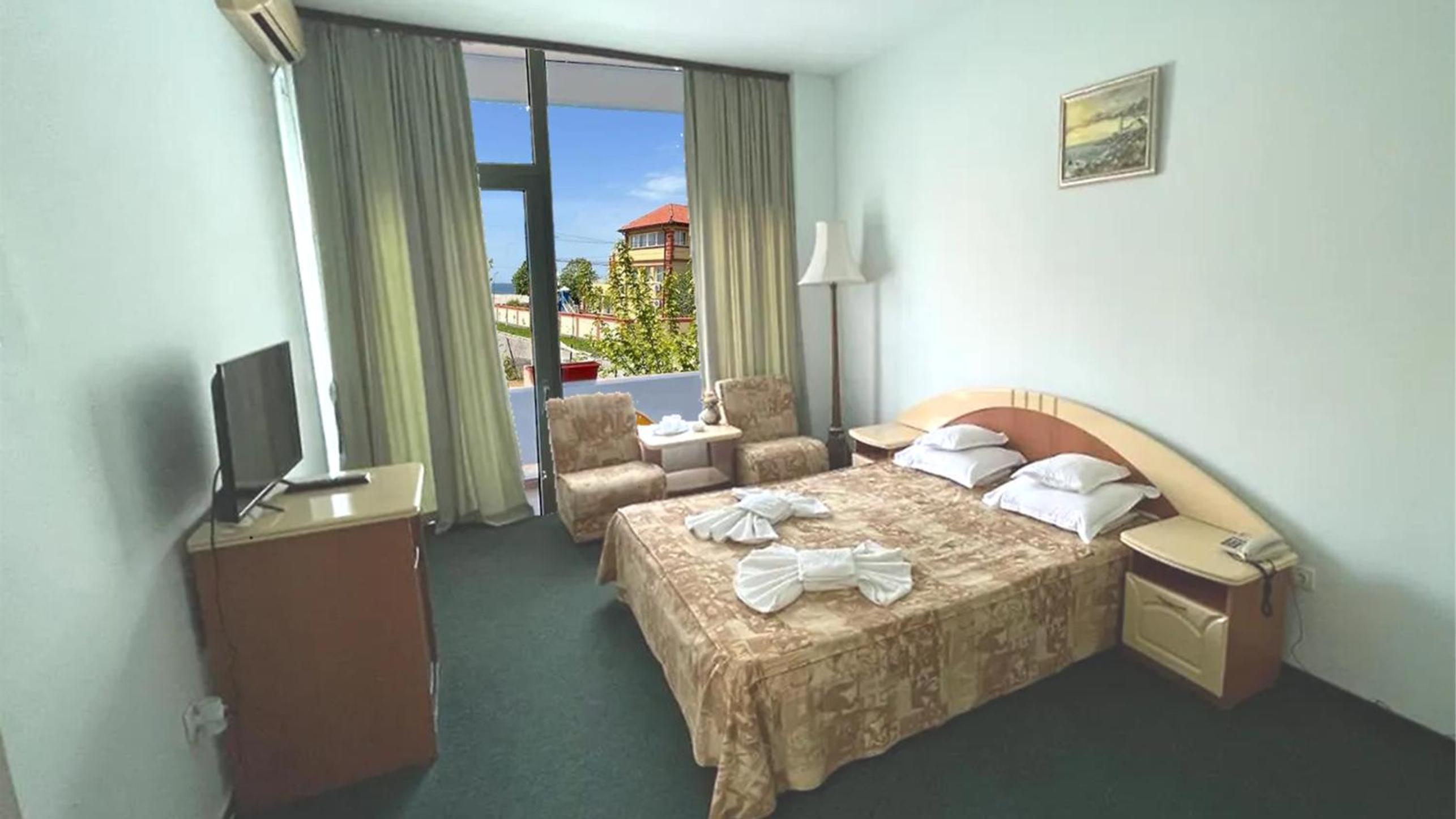 Apartment With Balcony