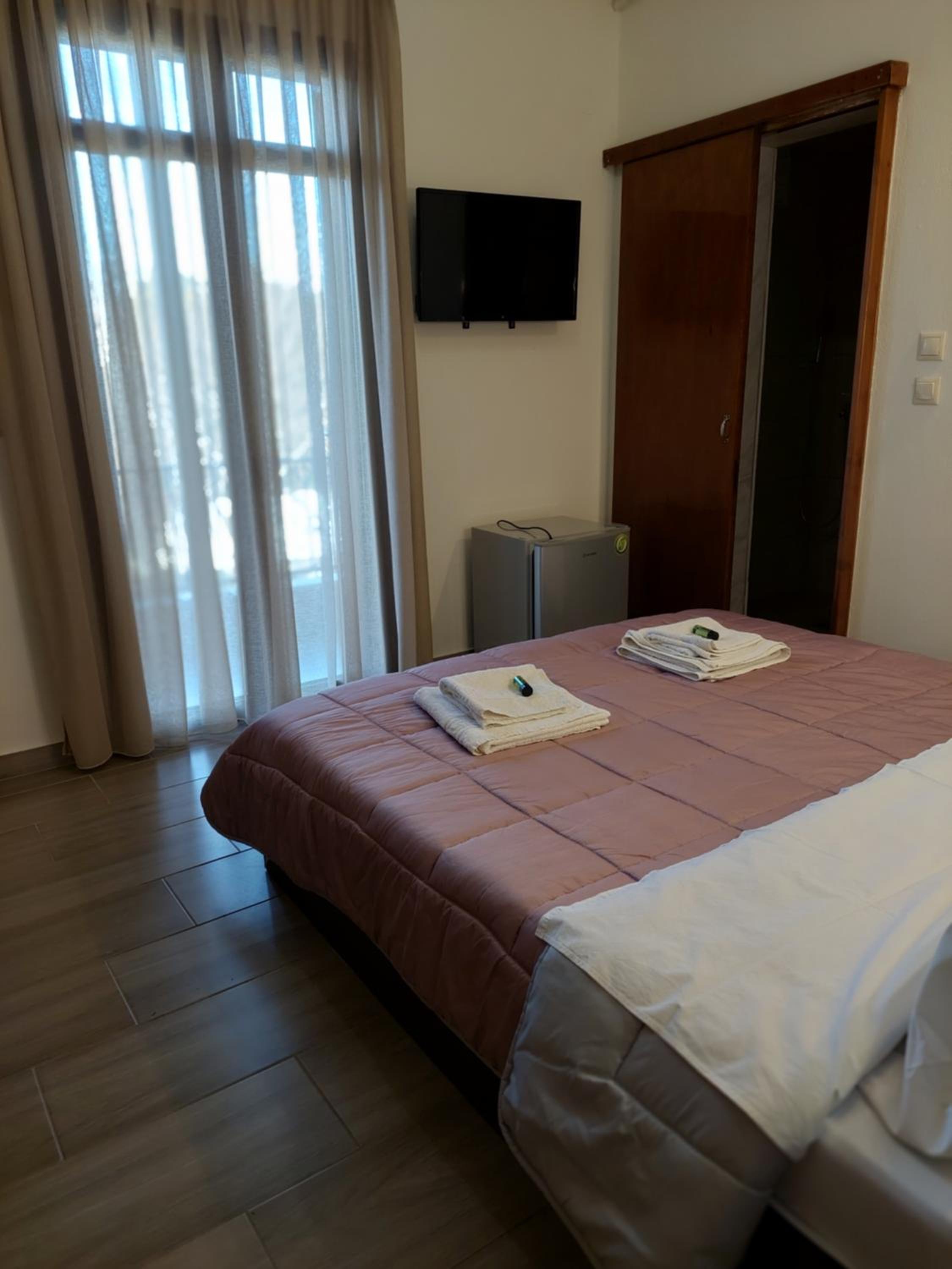 Deluxe Double Room with Balcony and Sea View photo 1