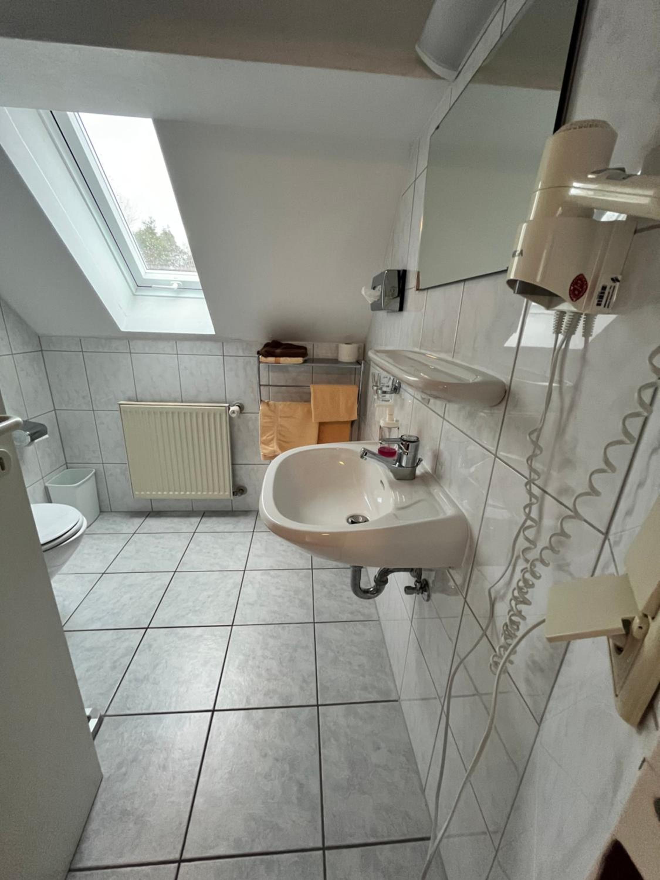 Budget Double Room photo 2