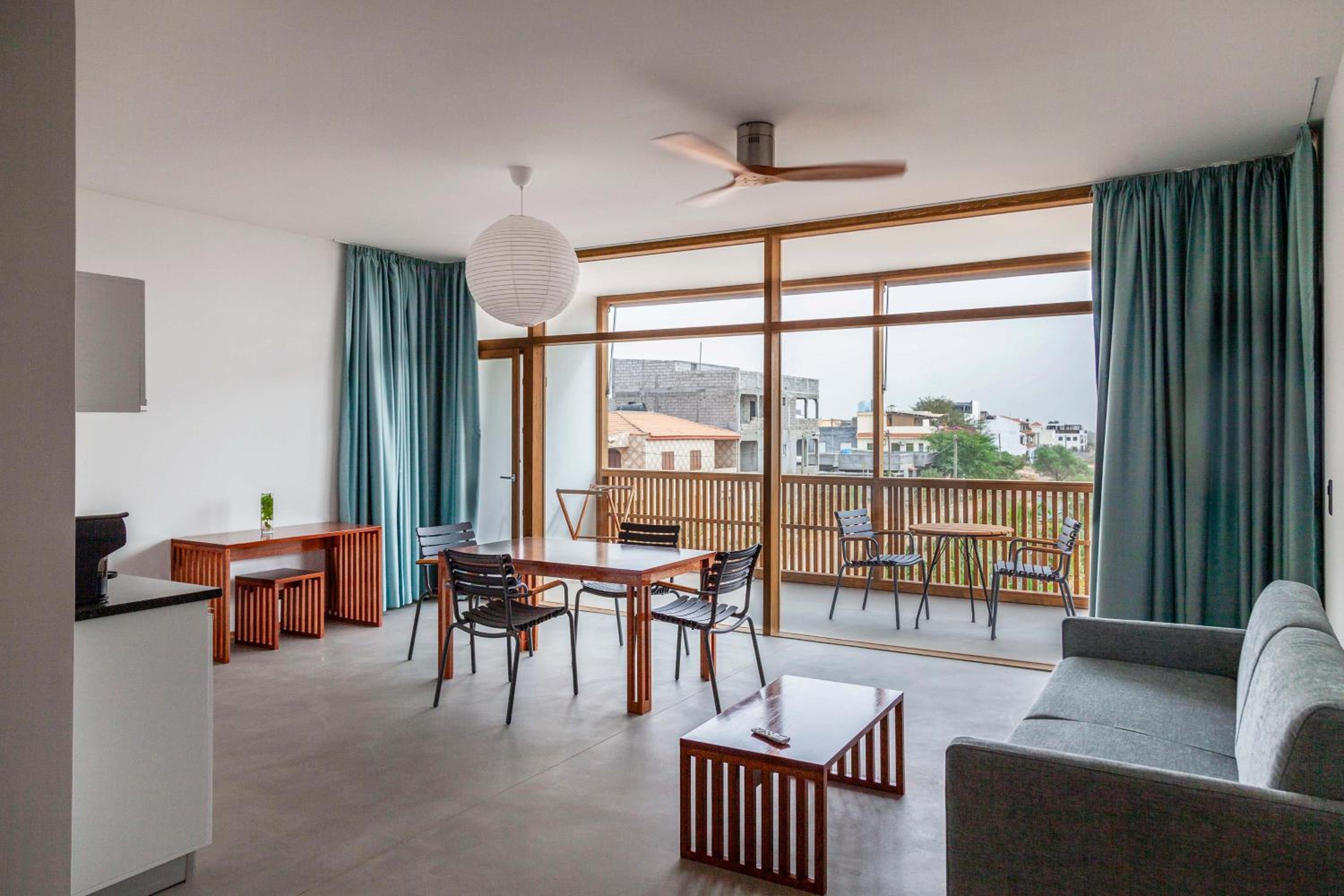 Deluxe Apartment