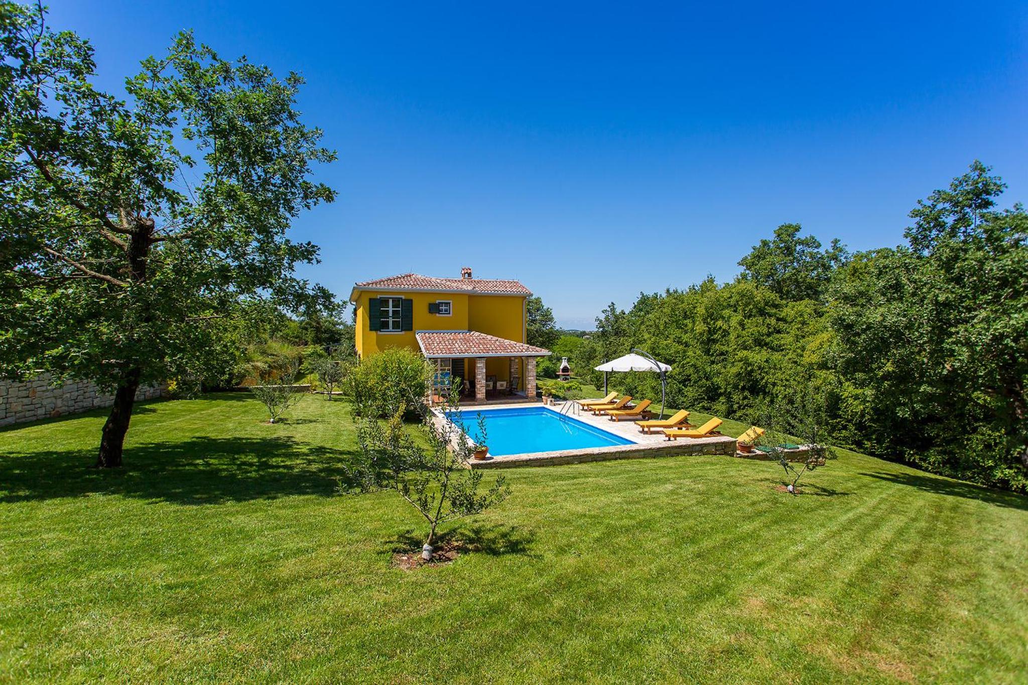 Villa with Private Pool photo 2