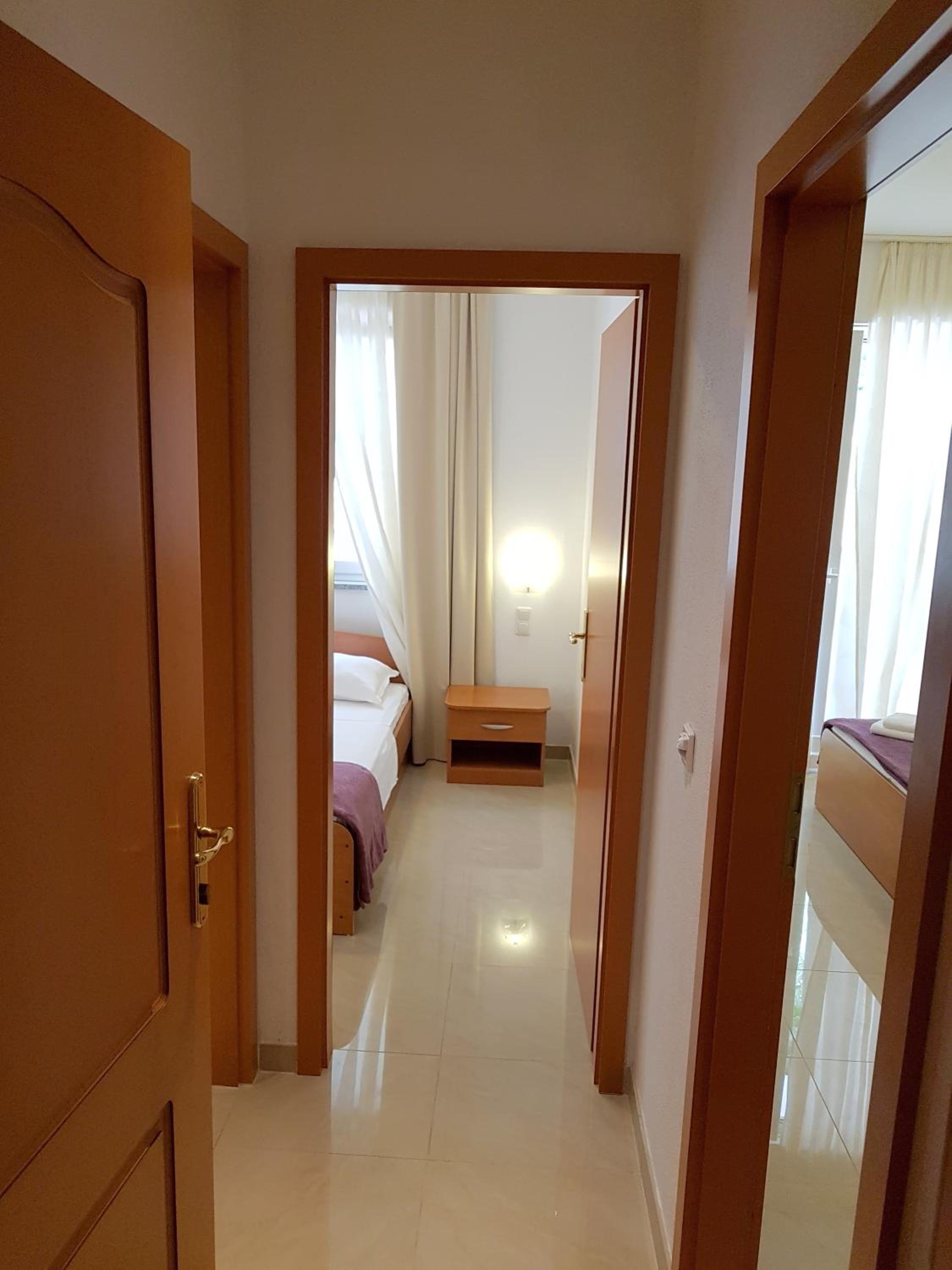 Quadruple Room with Balcony photo 1