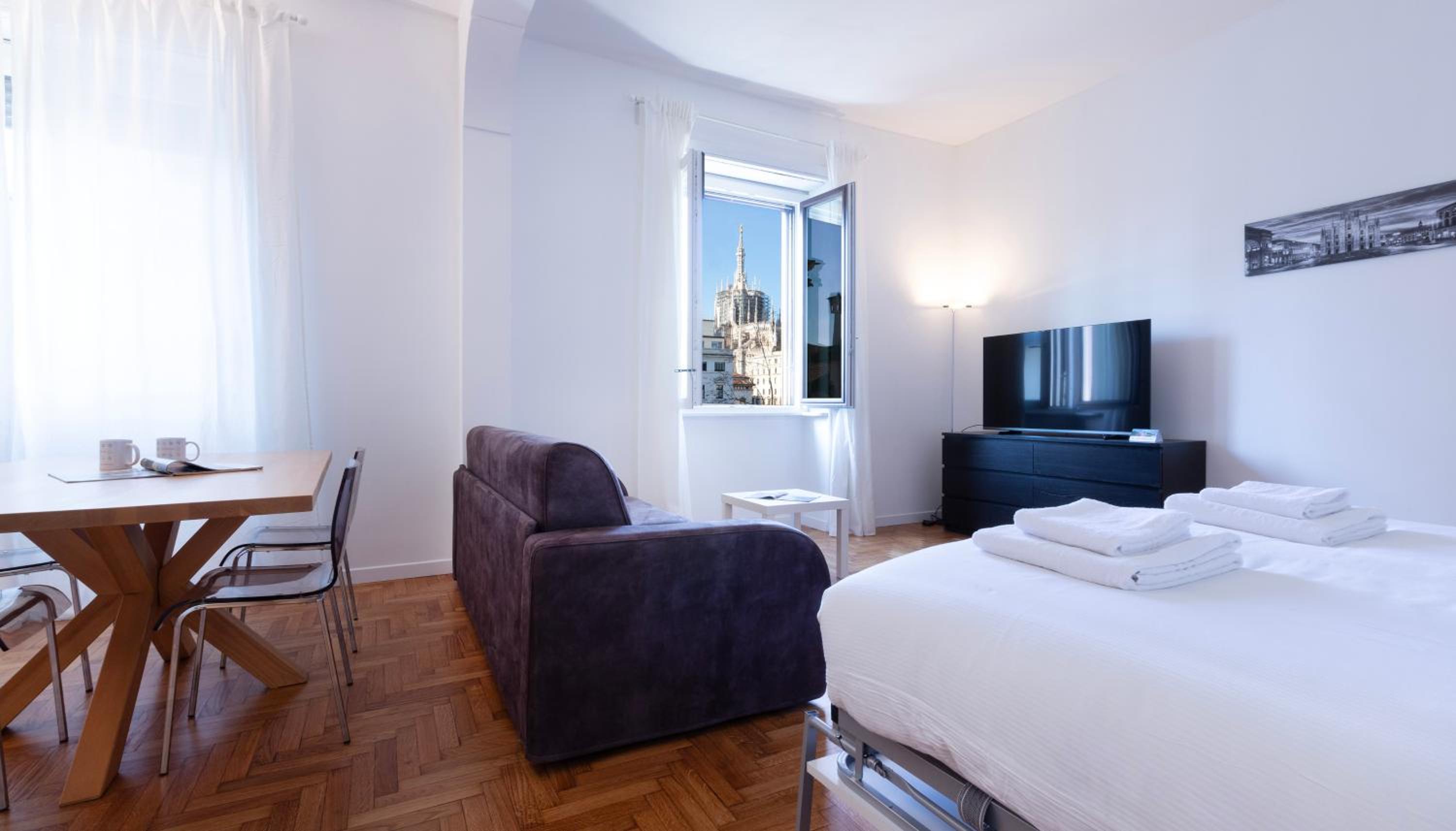 One-Bedroom Apartment