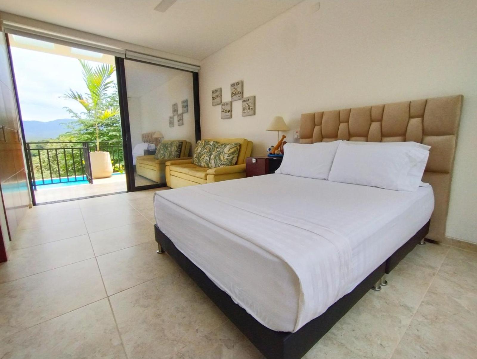 Three-Bedroom House photo 1