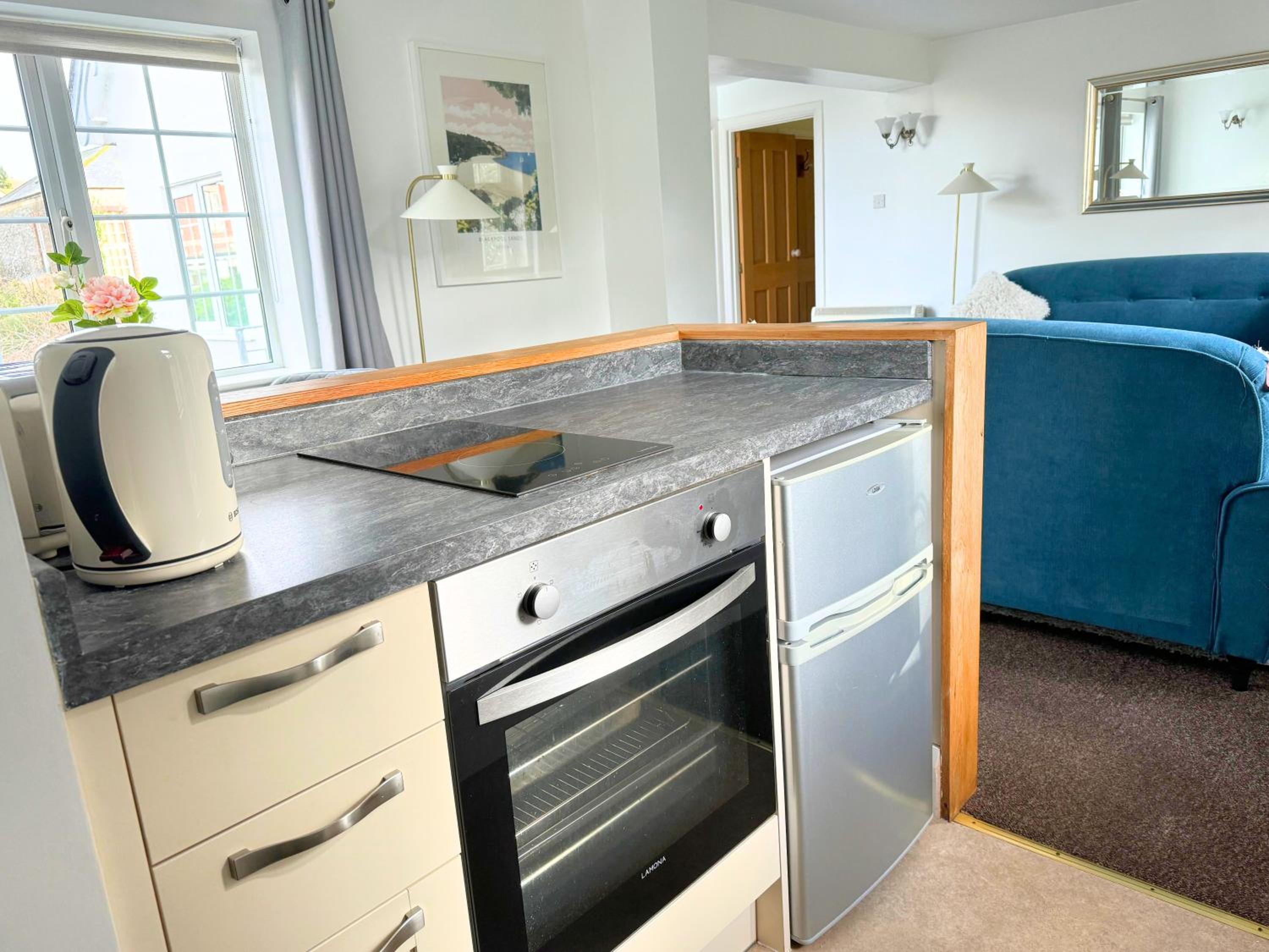 Two-Bedroom House photo 3