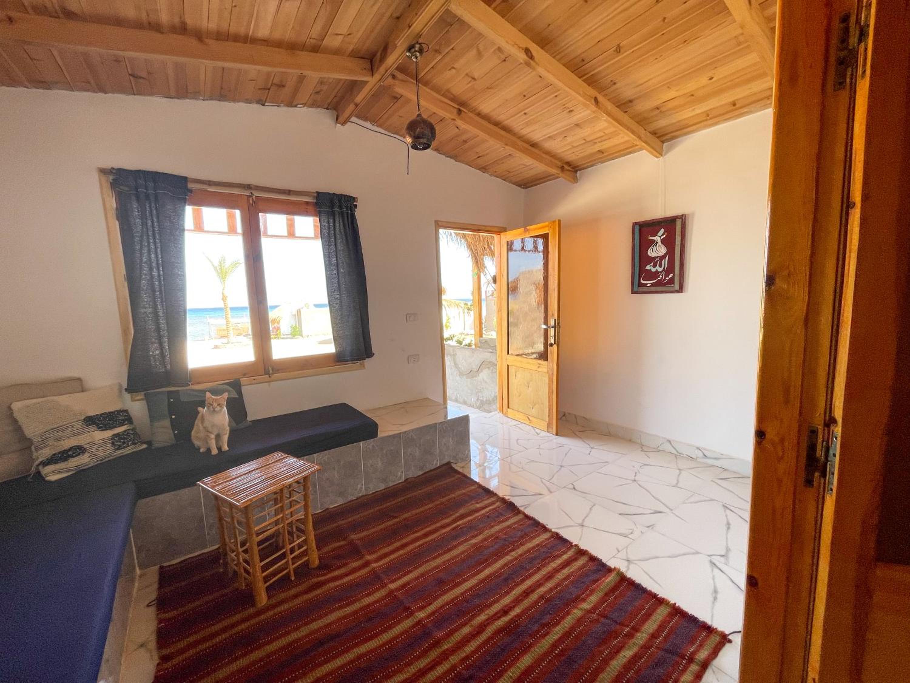 Deluxe Bungalow with Sea View - Photo 11