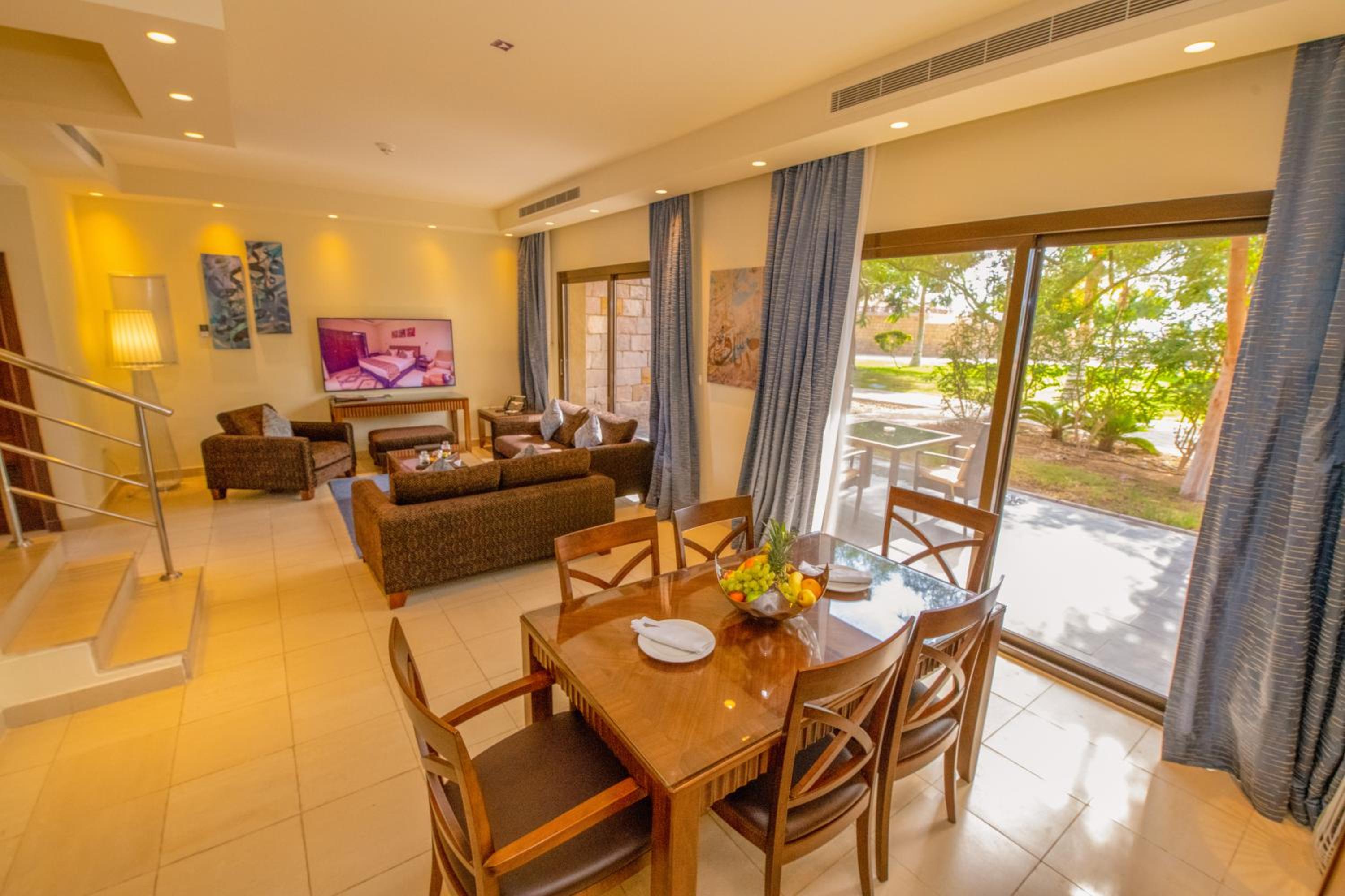 Two-Bedroom Villa photo 3