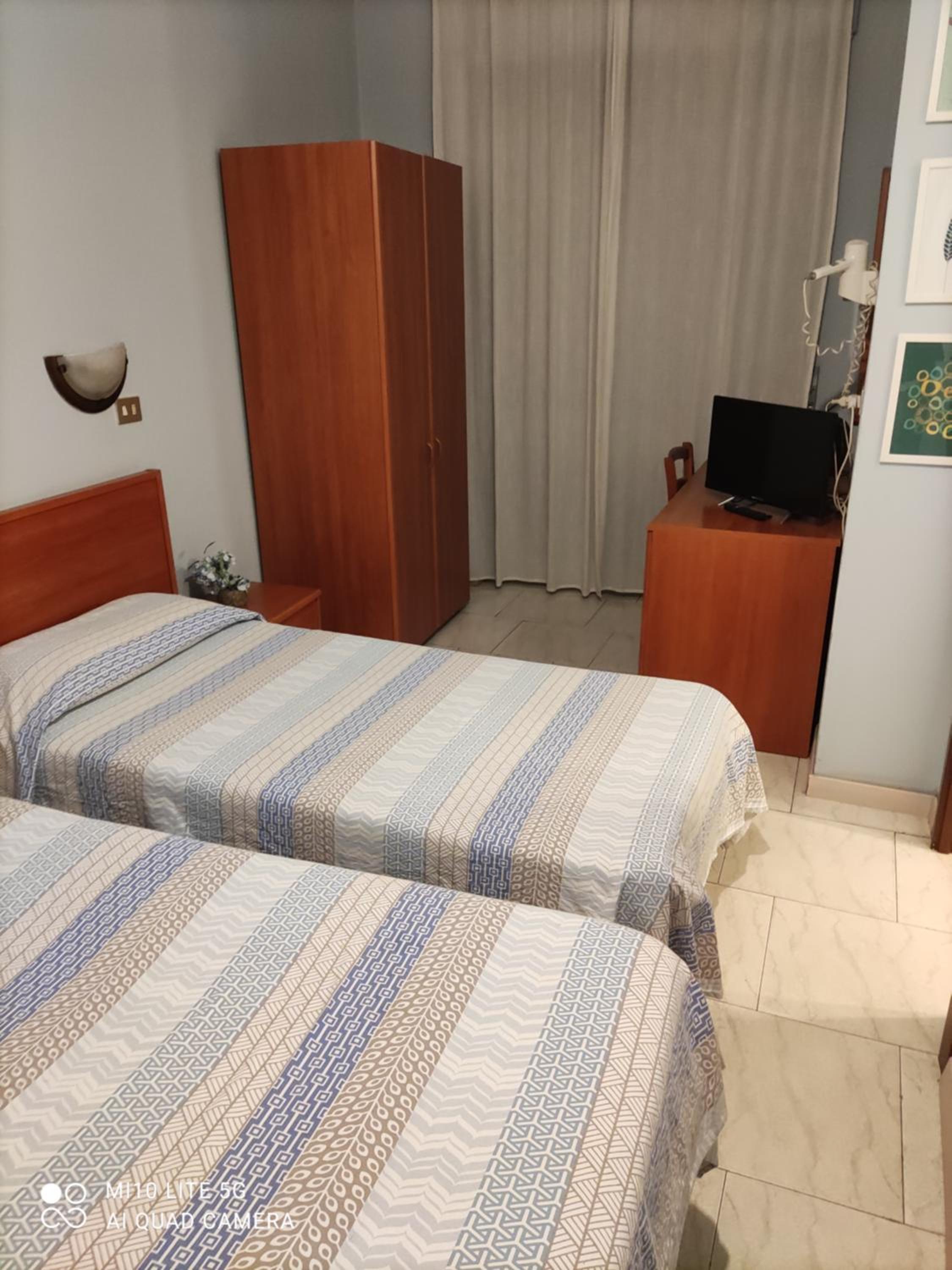 Twin Room with Private Bathroom