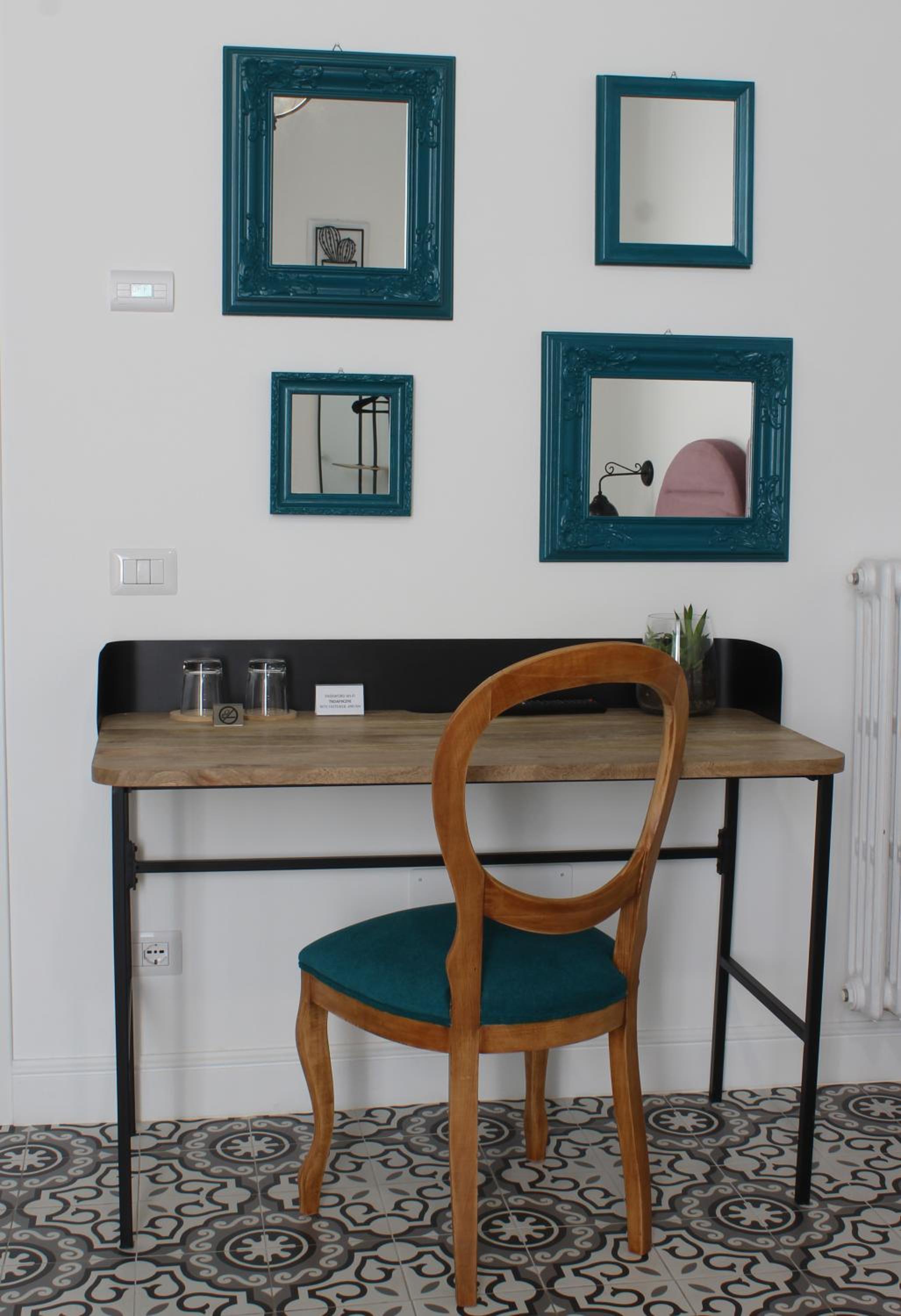 Double Room - Photo 6