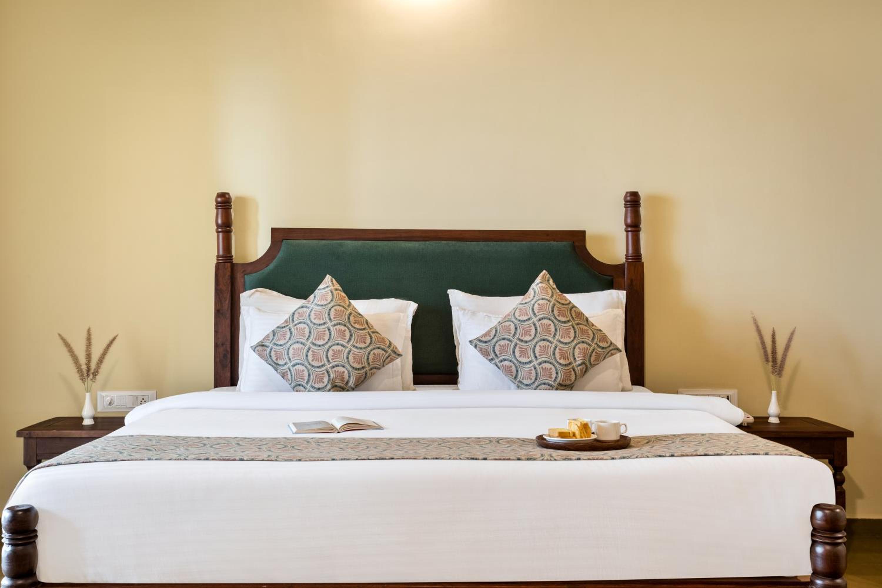 Suite with Balcony - Photo 29