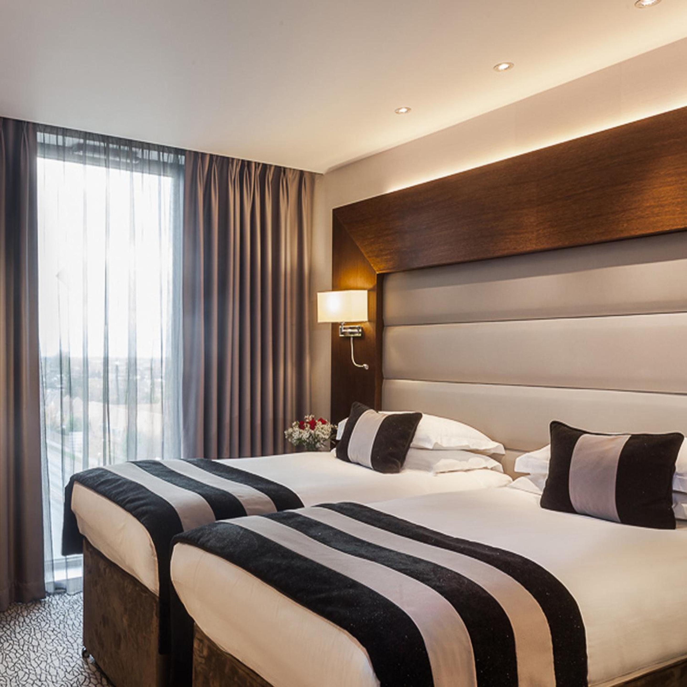 Club Twin Room - Photo 1