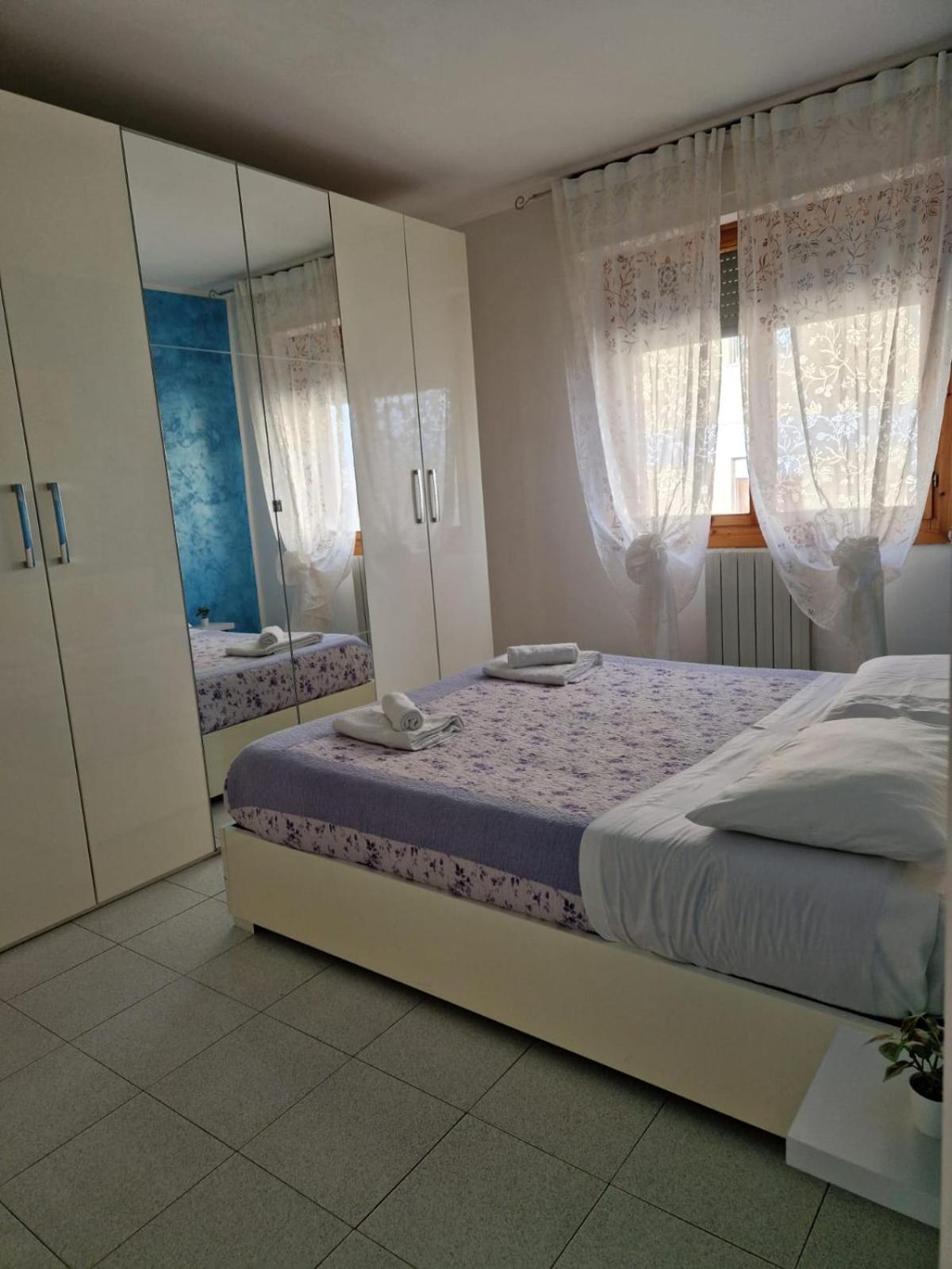 One-Bedroom Apartment - Photo 15