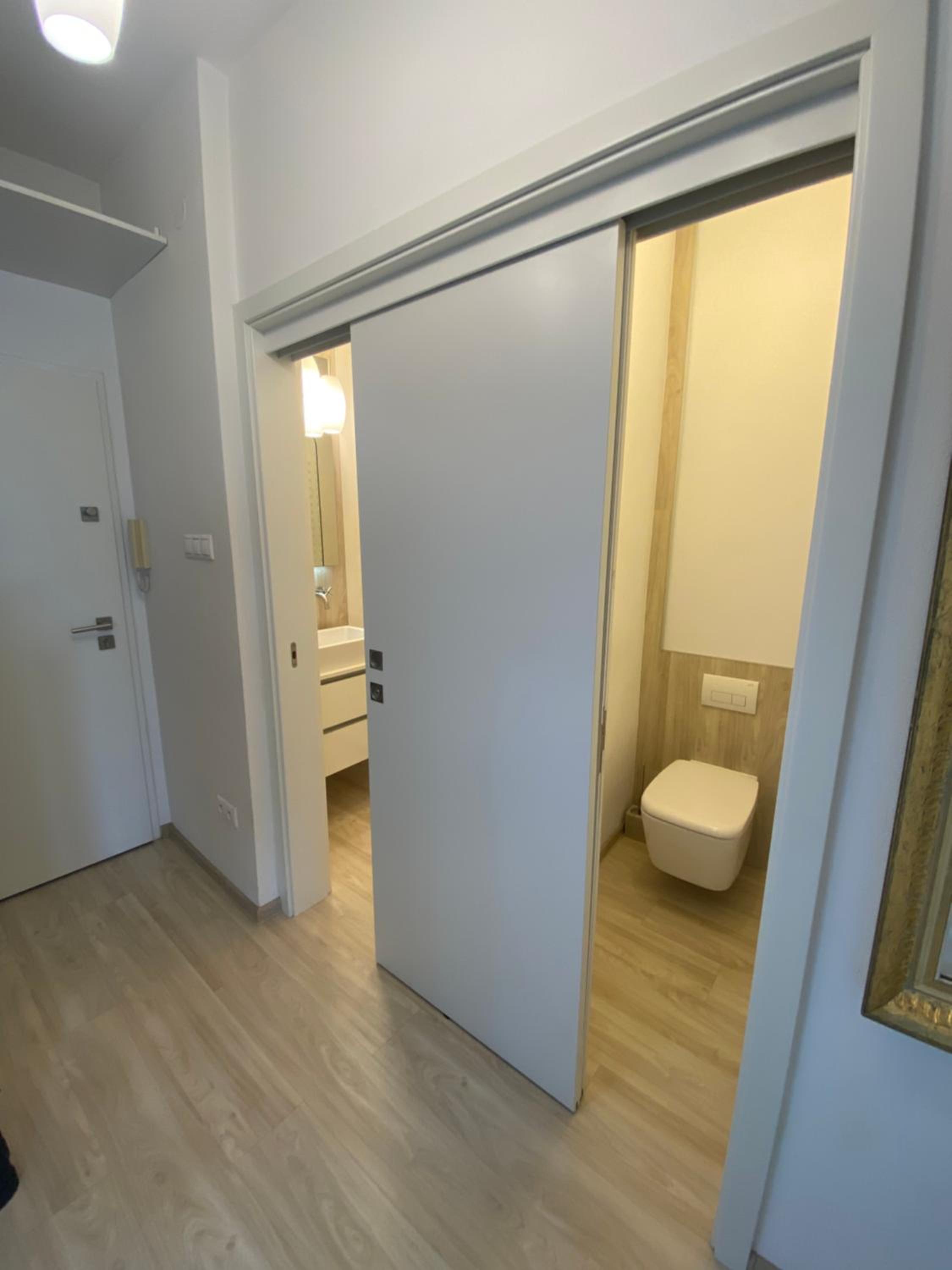 One-Bedroom Apartment - Photo 4