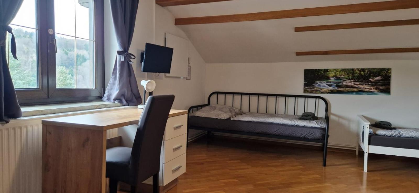 Apartment - Split Level photo 2