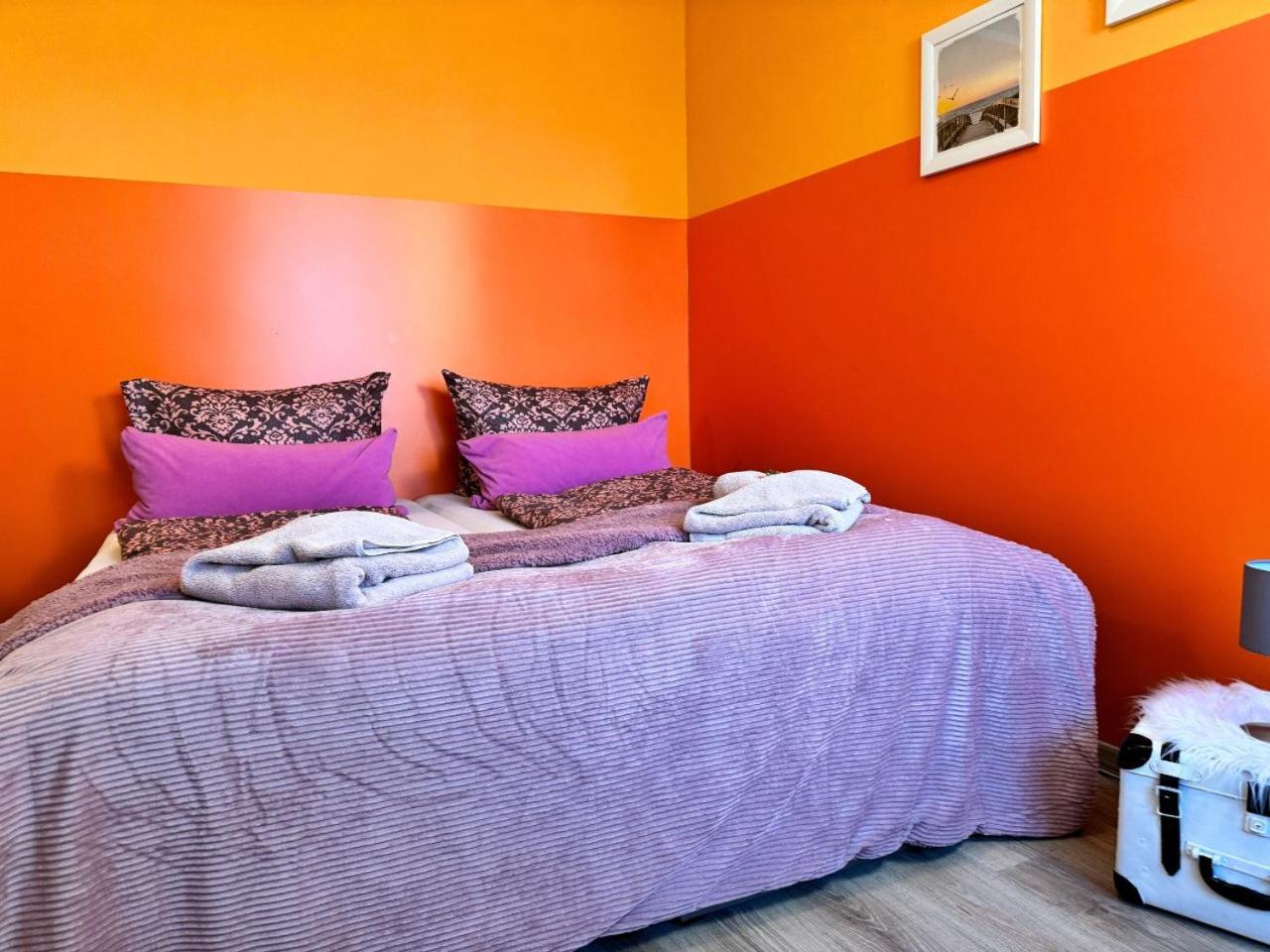 Studio Apartment photo 1