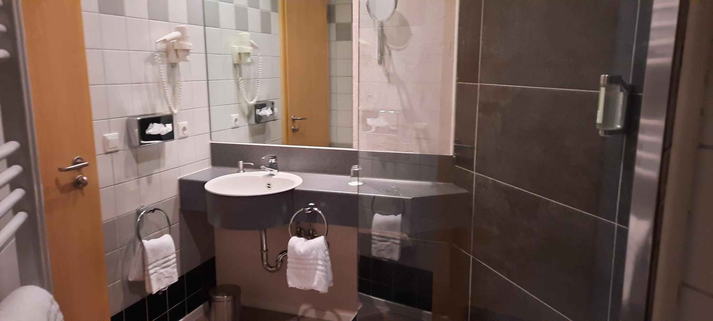 Apartment - Photo 9