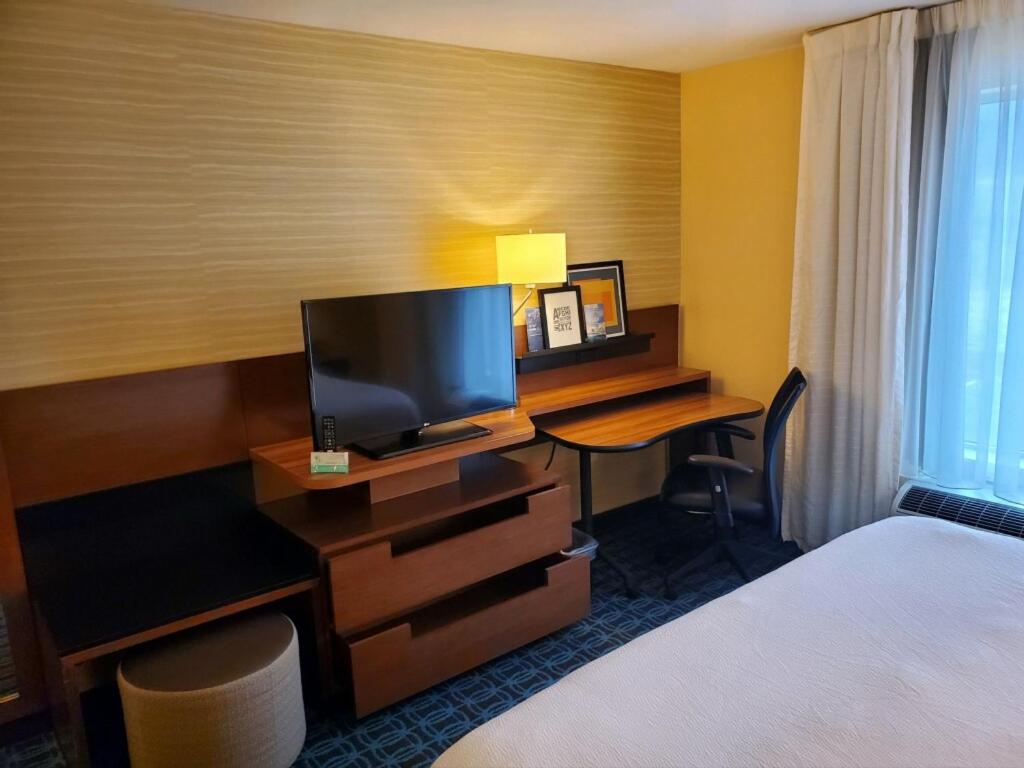 Queen Room With Two Queen Beds - Hearing Accessible