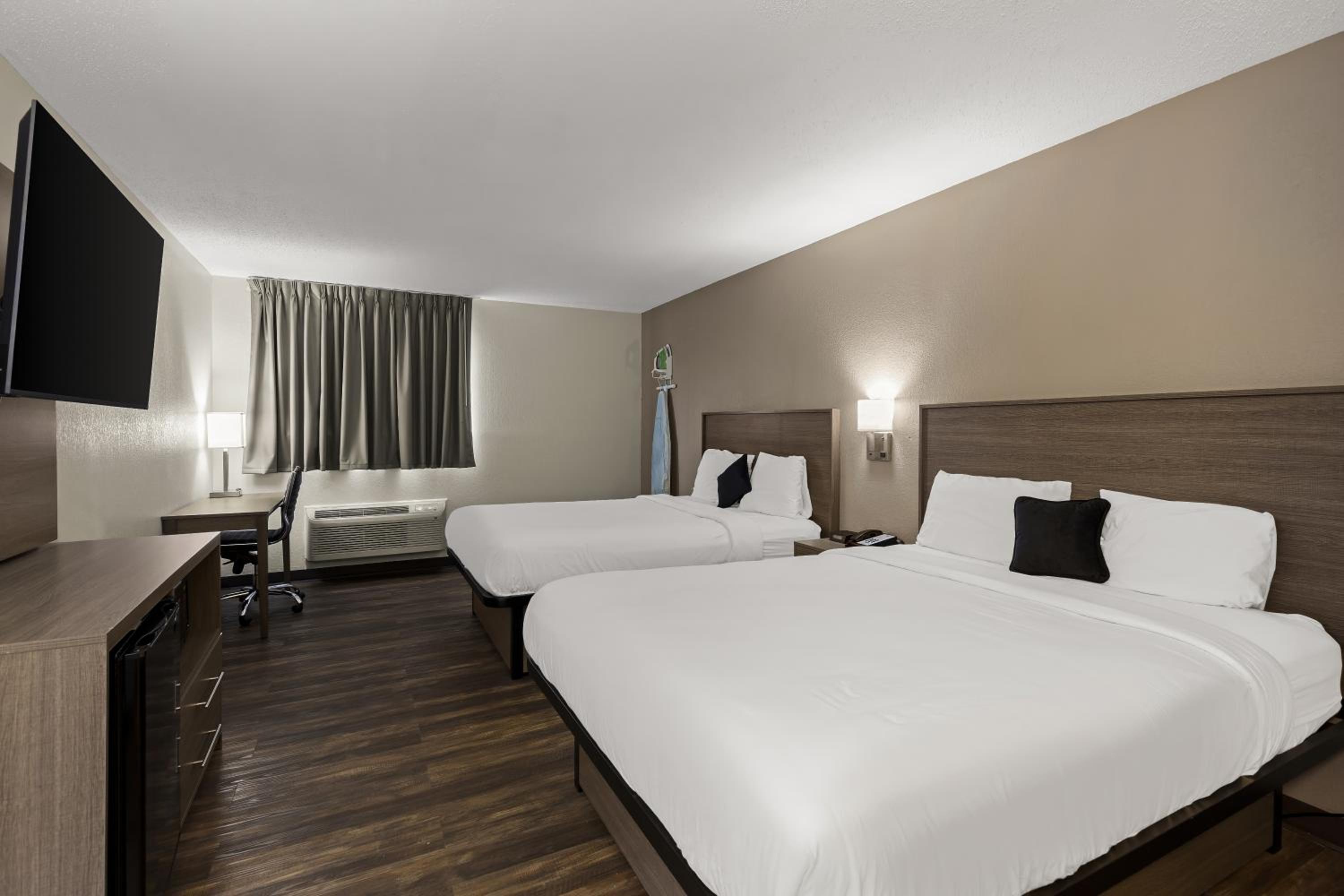 Queen Room - Photo 2