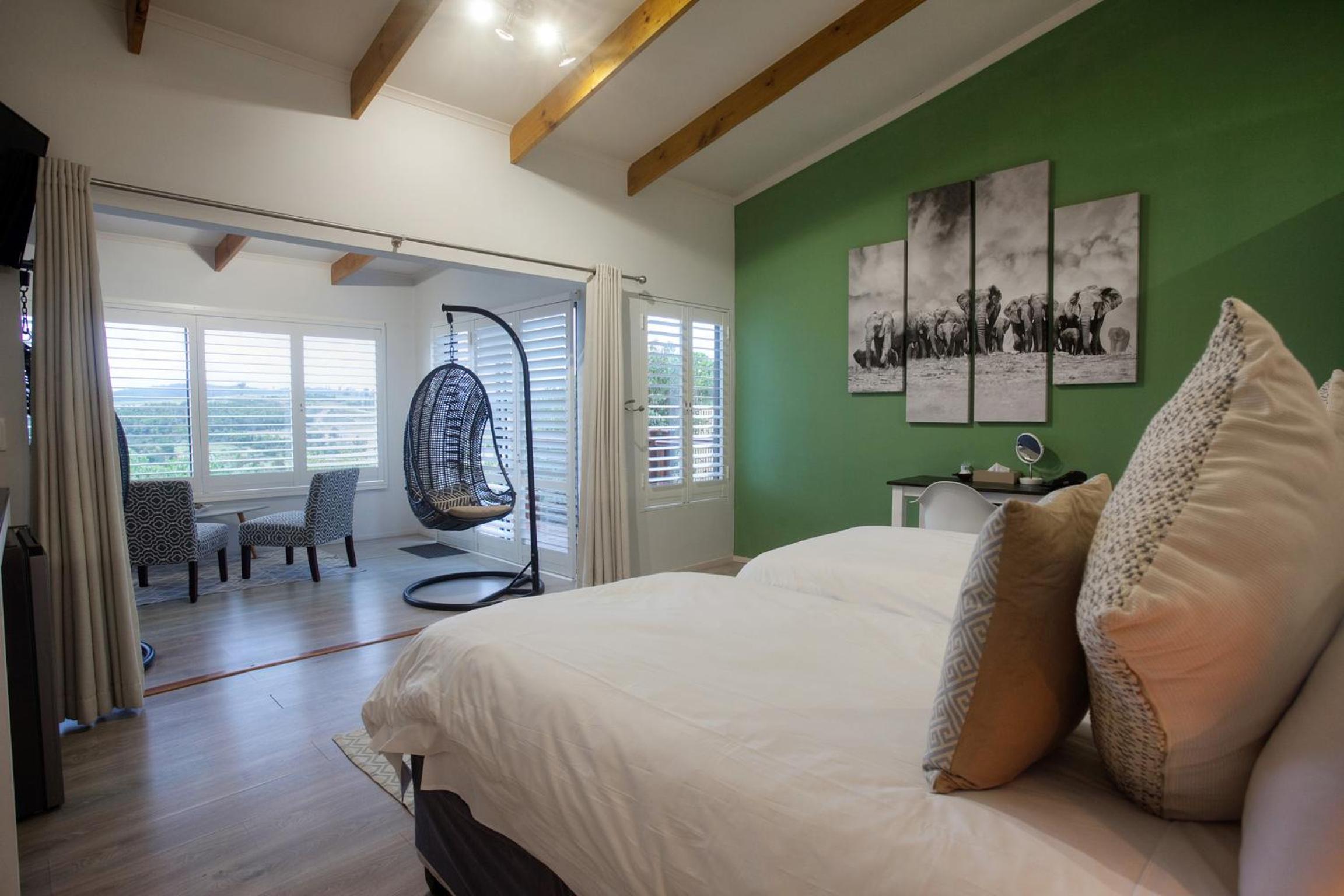 Double Room with Lake View - Photo 1
