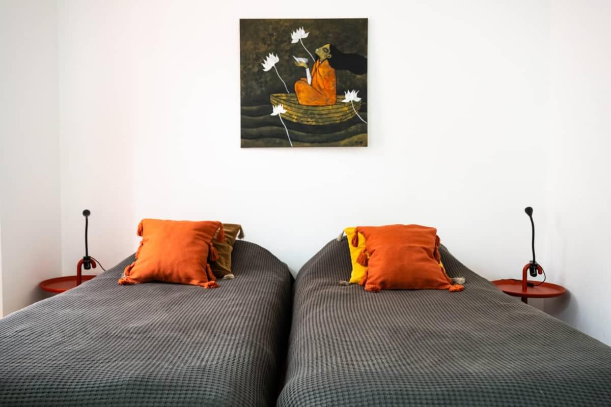 Large Twin Room - Photo 3