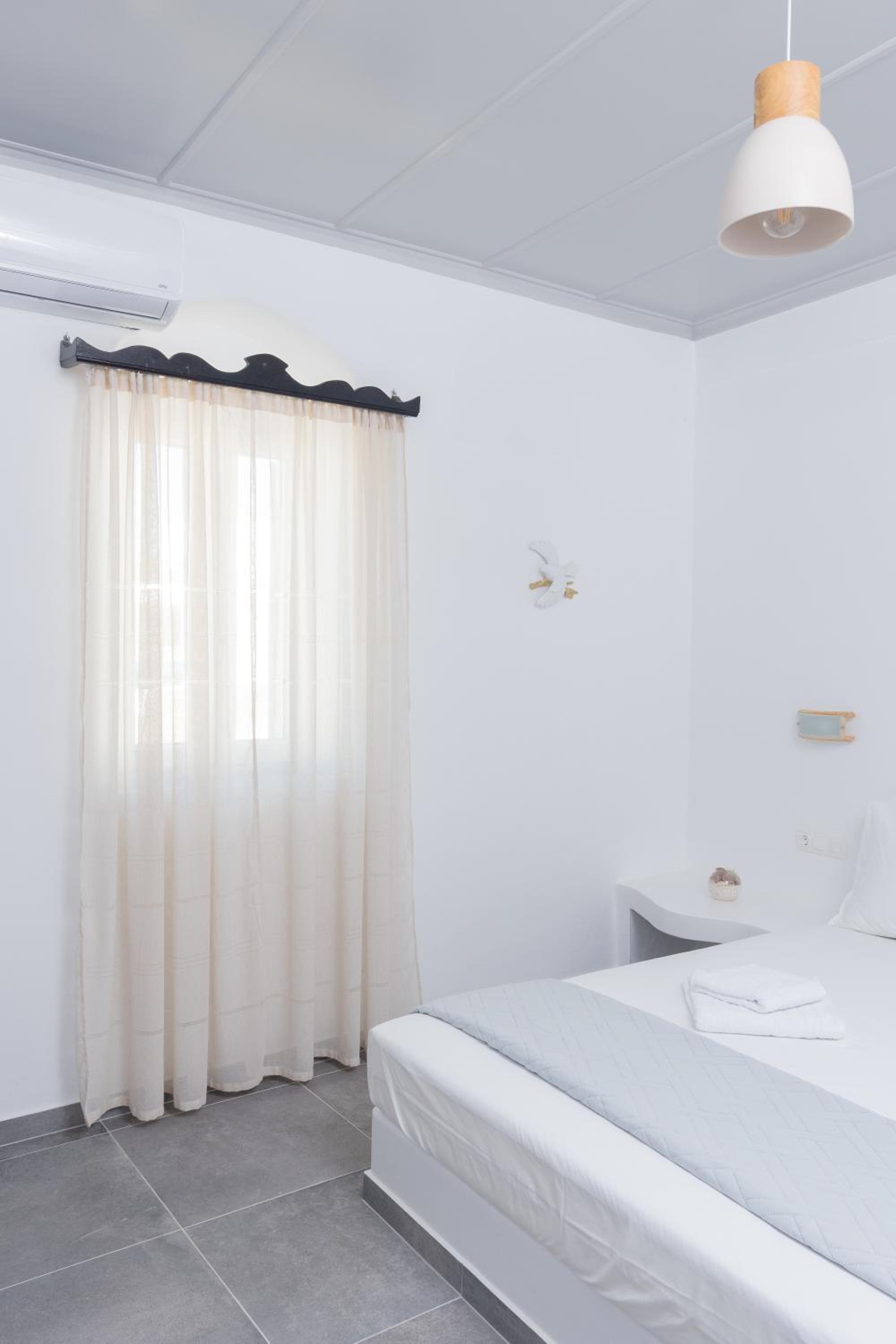 Two-Bedroom House photo 2