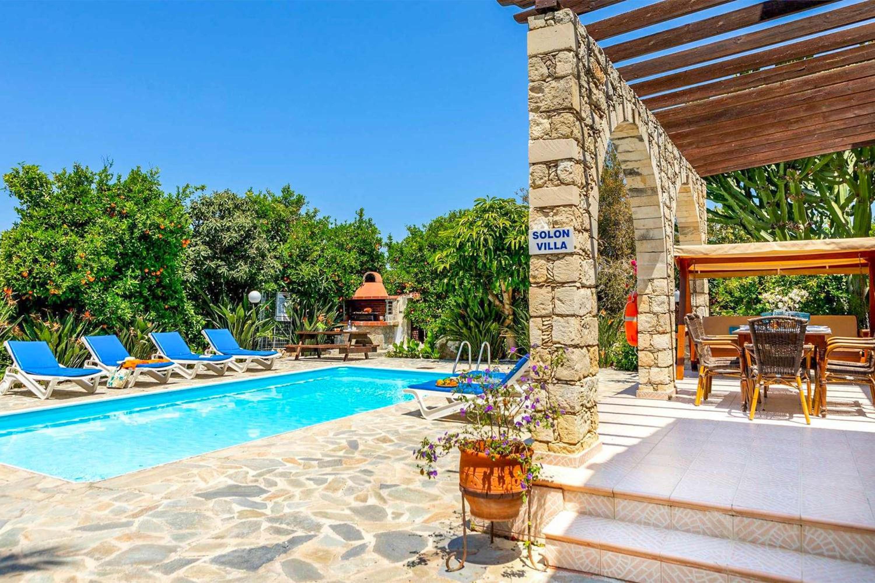 Three-Bedroom Villa photo 2