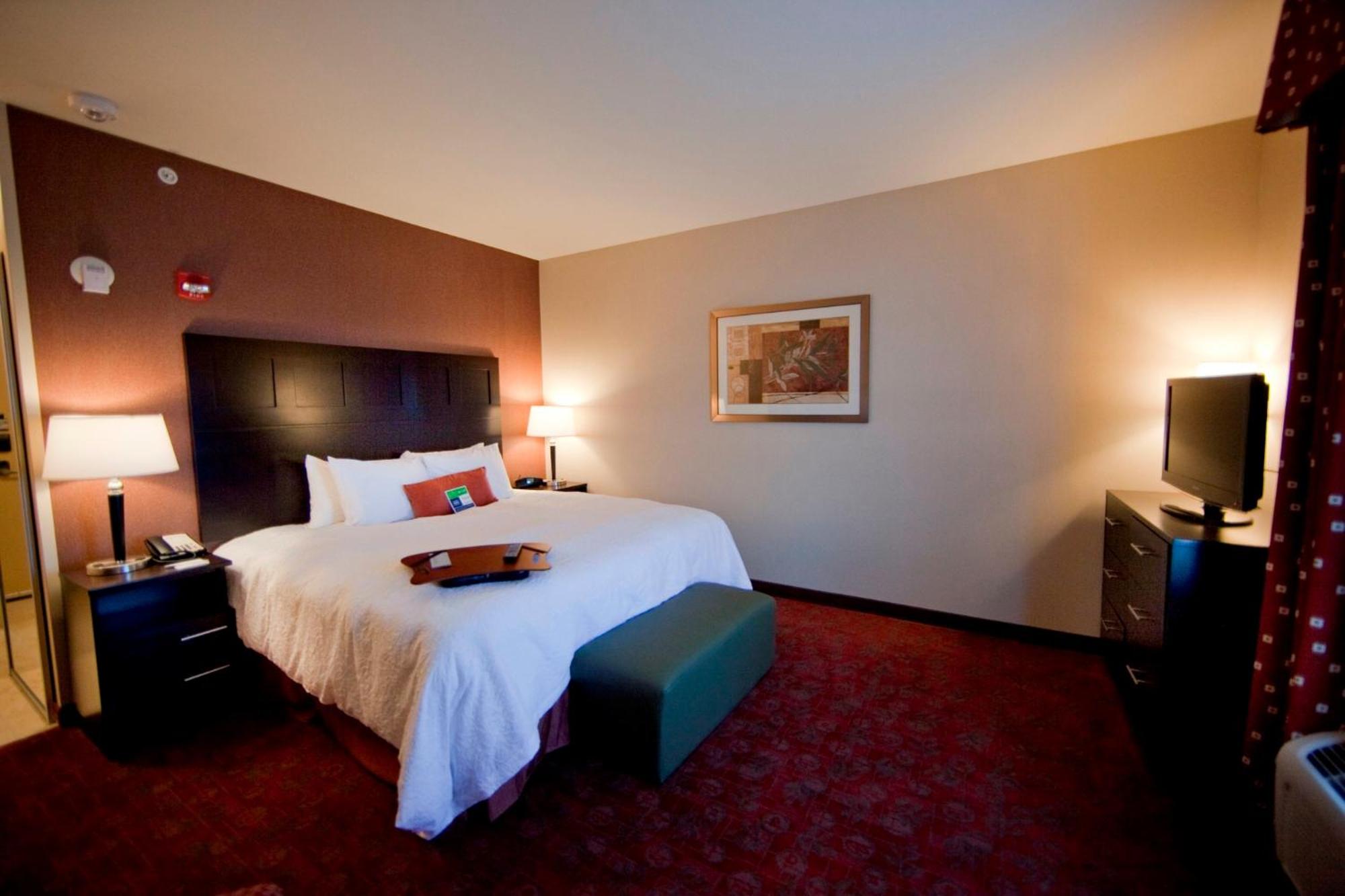 King Room - Non-Smoking