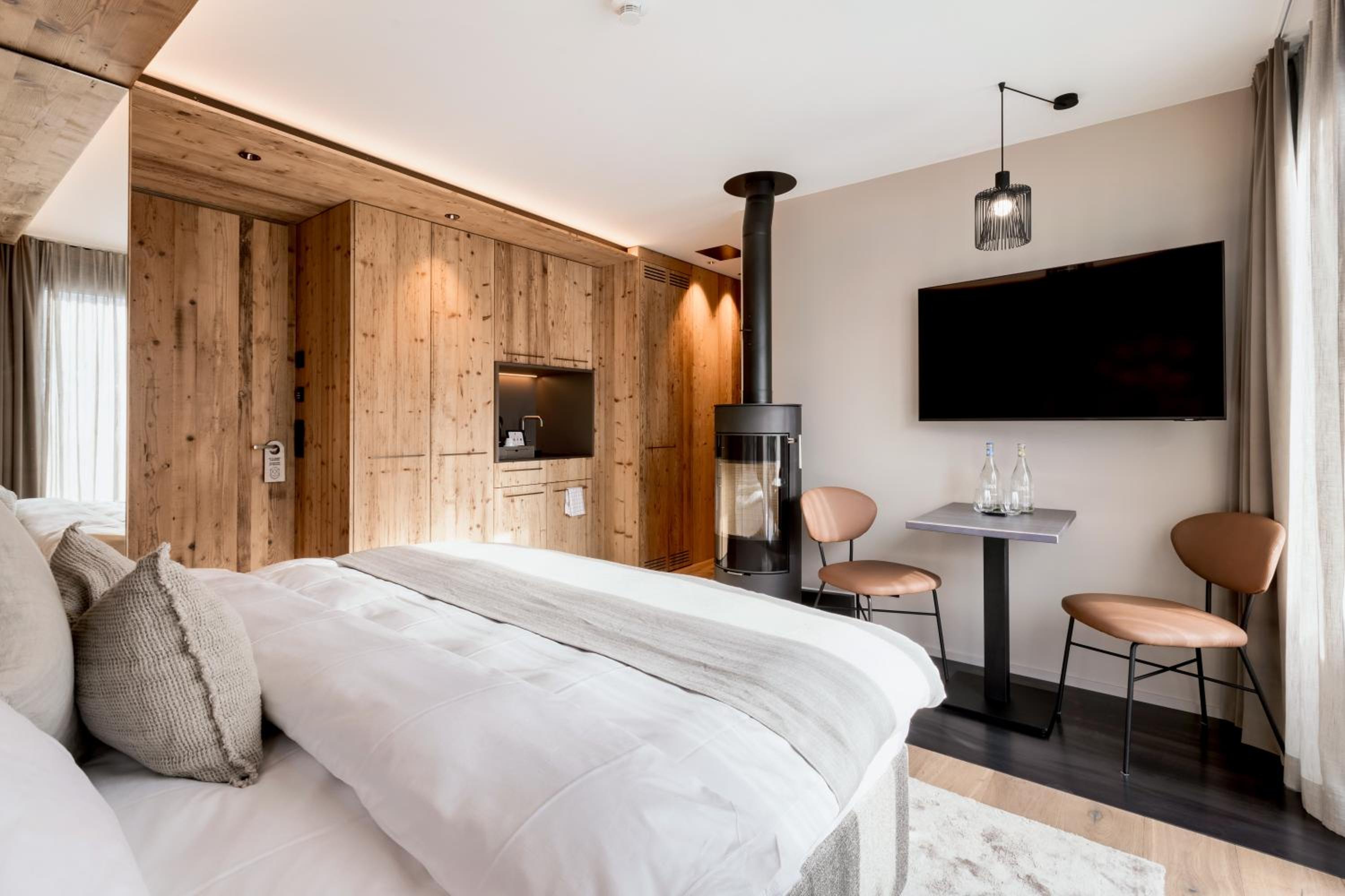 Penthouse Deluxe Room photo 2