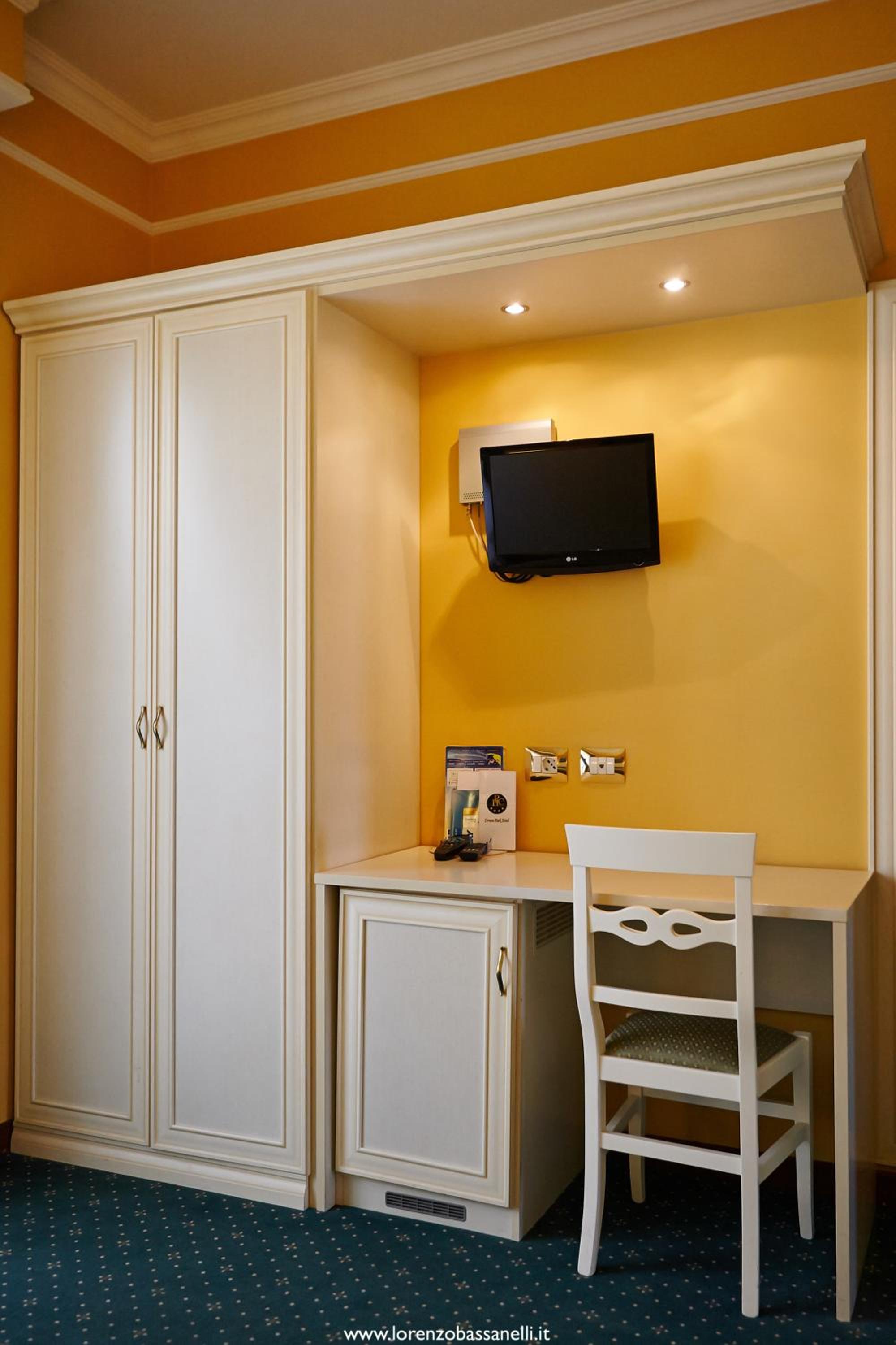 Double Room (1 Adult) photo 3