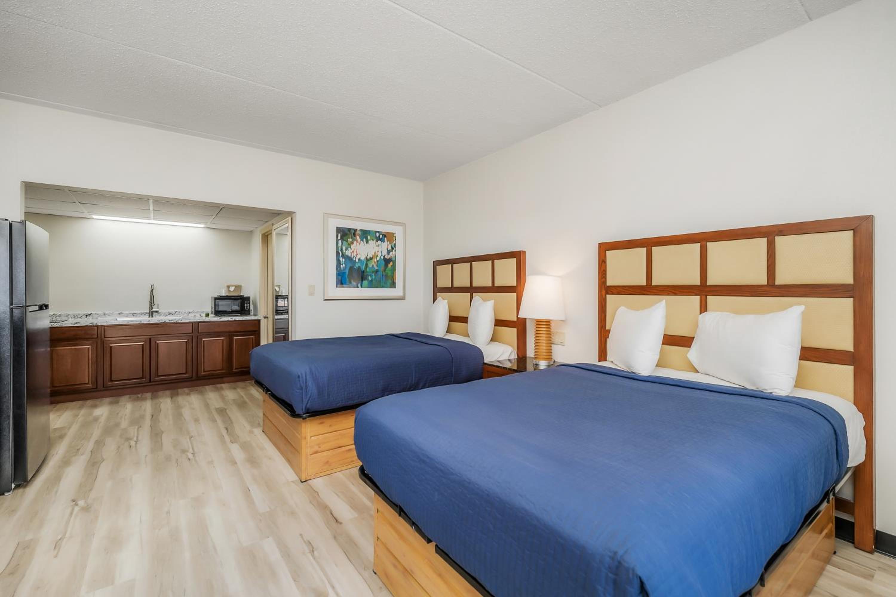 Kitchenette Studio, 2 Queen Beds, Non Smoking - Photo 5