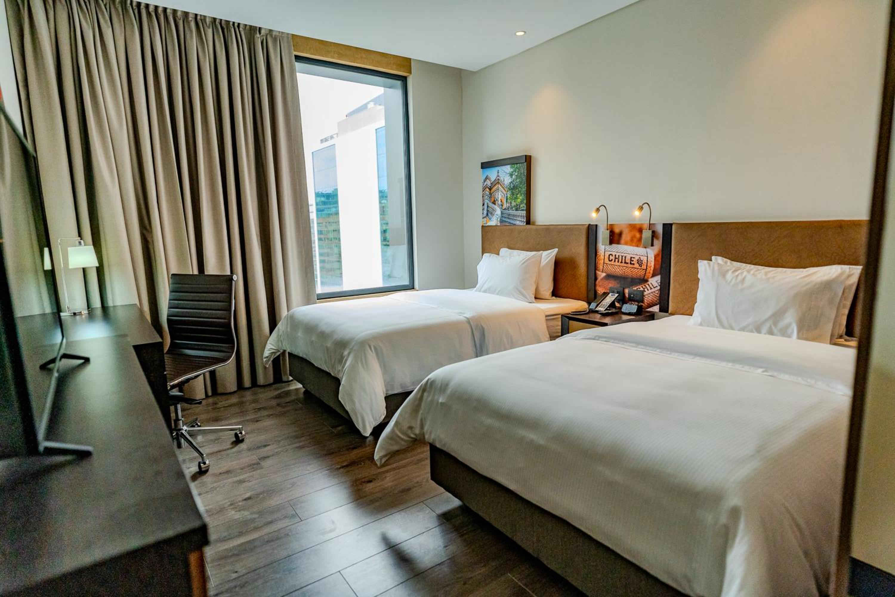 Twin Room - Photo 16