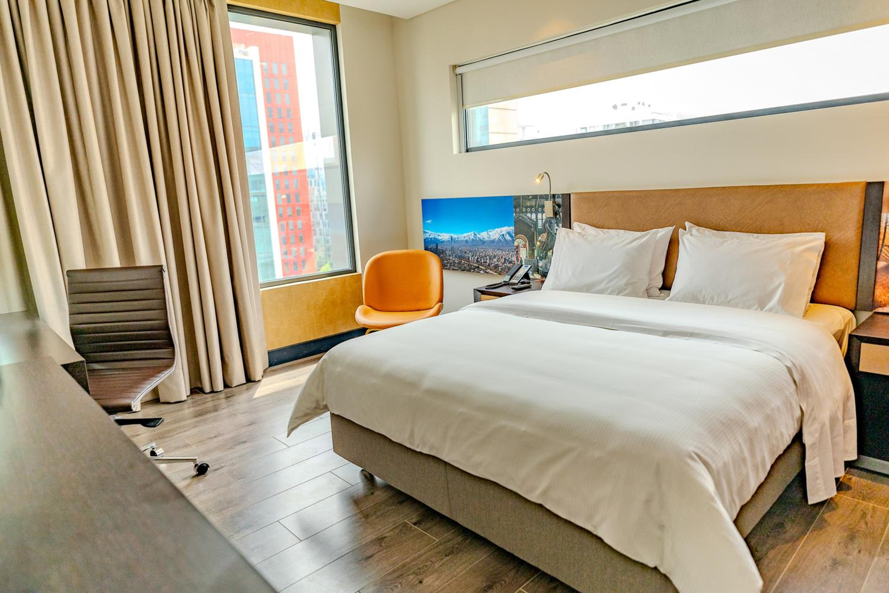 Queen Room - Photo 12