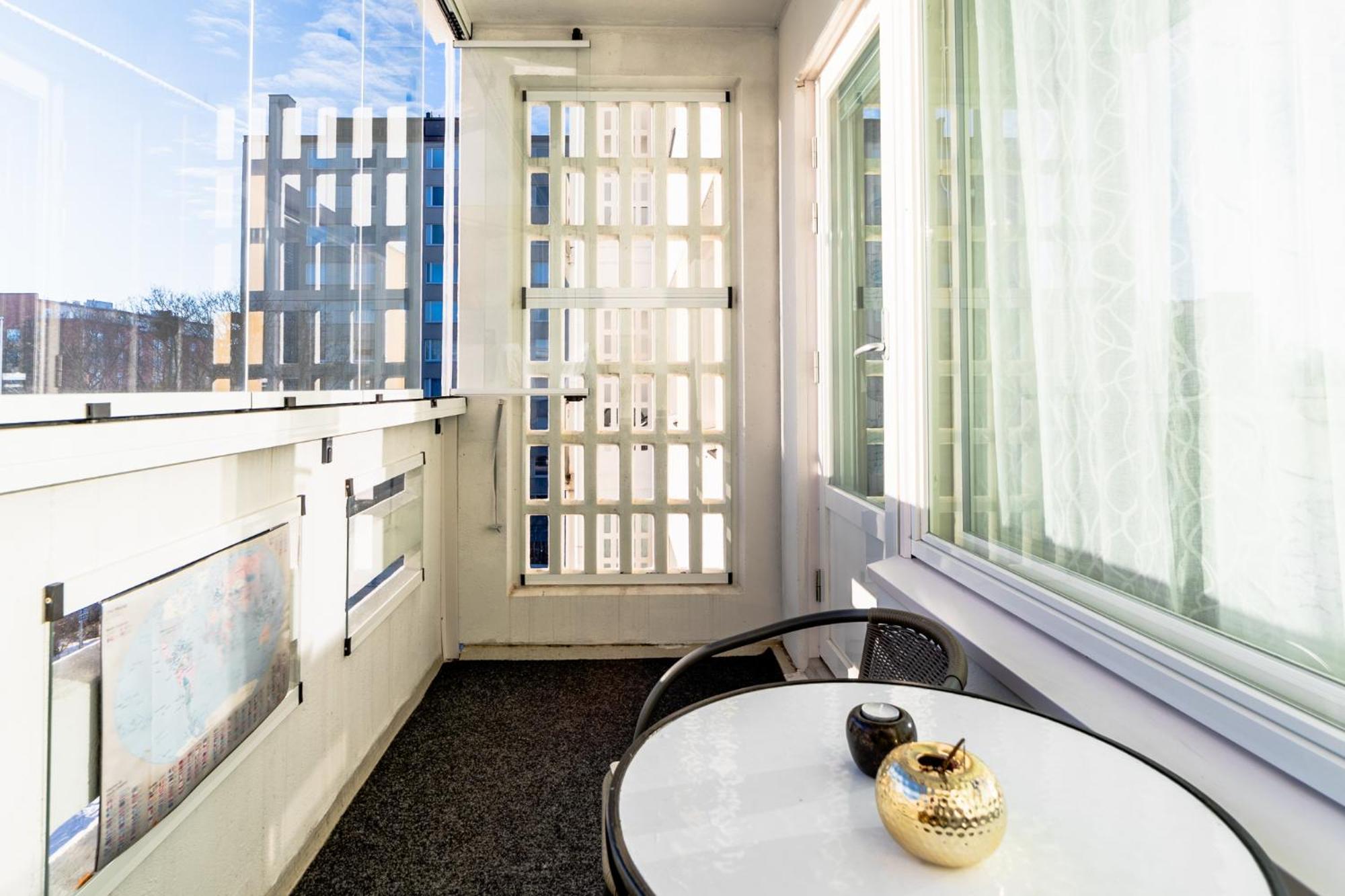 One-Bedroom Apartment - Photo 18