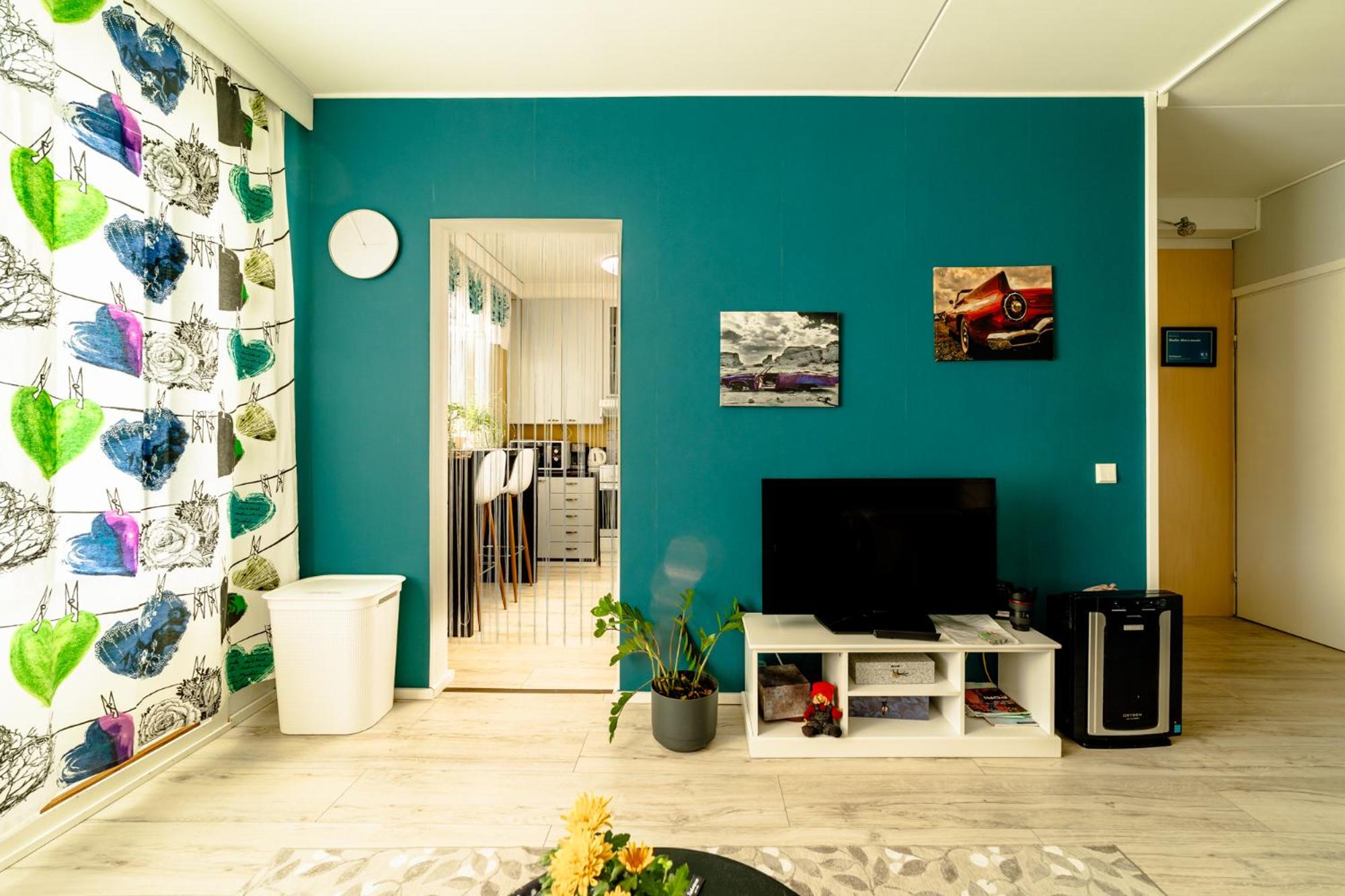 One-Bedroom Apartment - Photo 17