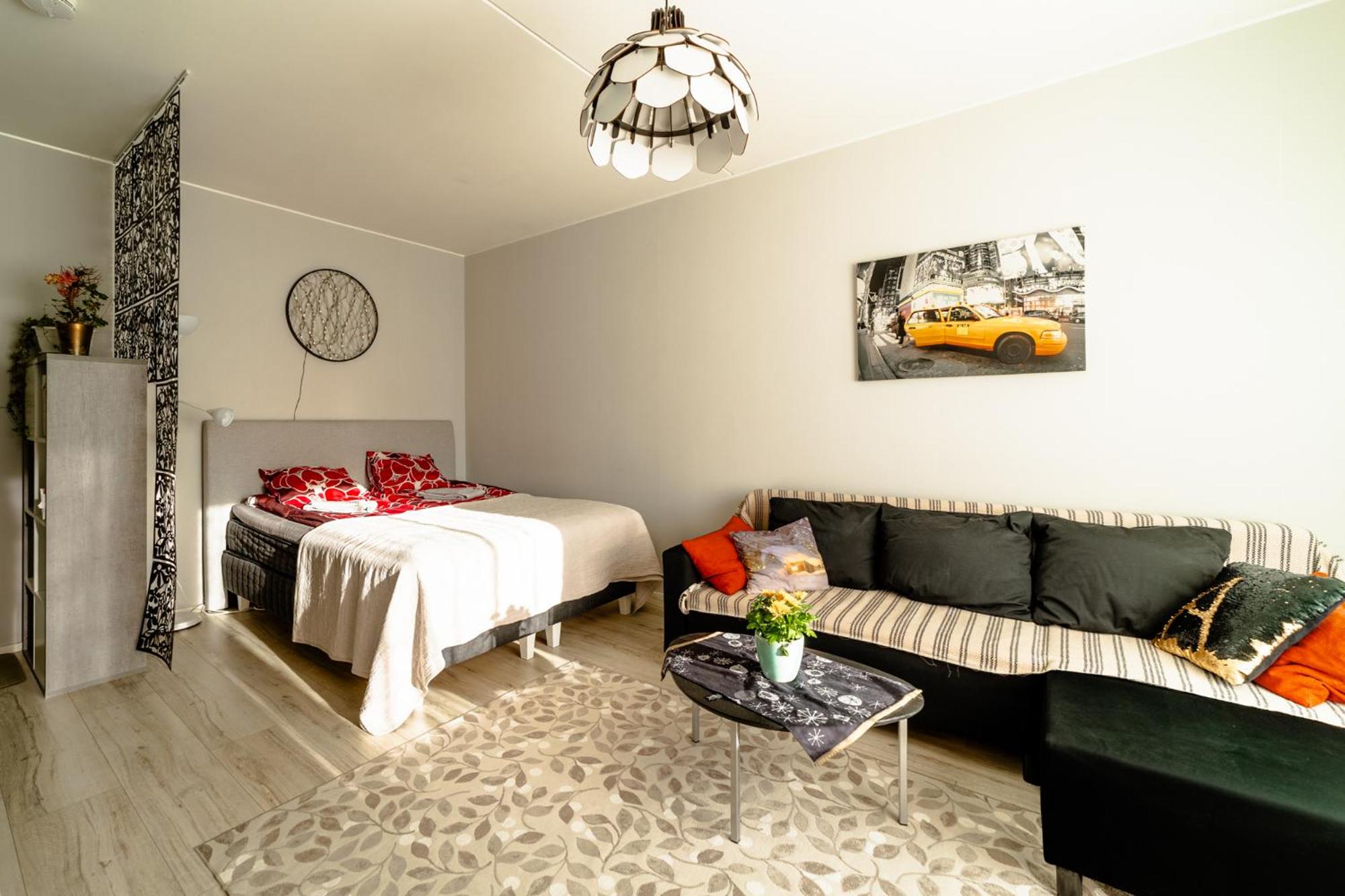 One-Bedroom Apartment - Photo 15