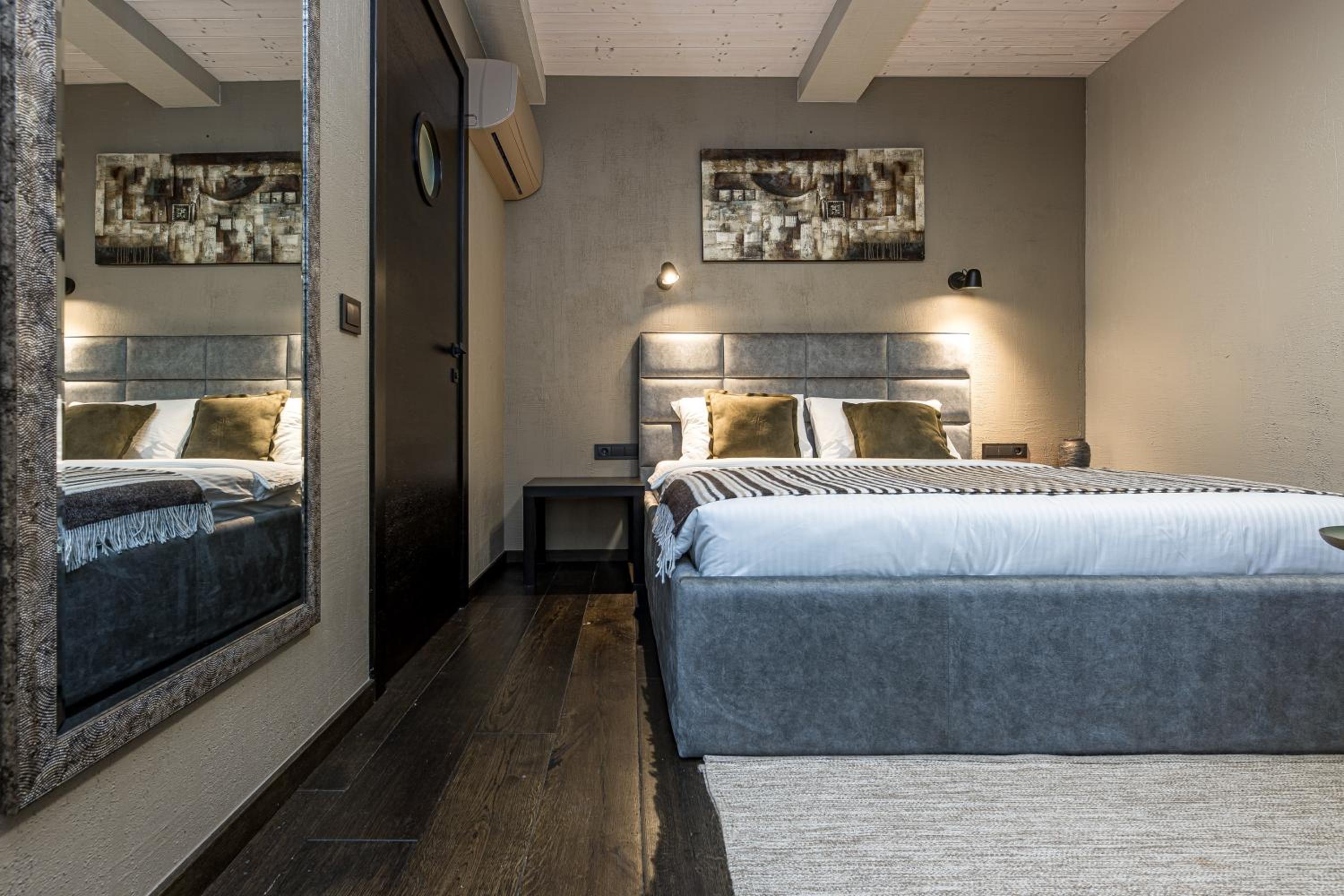 Superior Double Room - Photo 1
