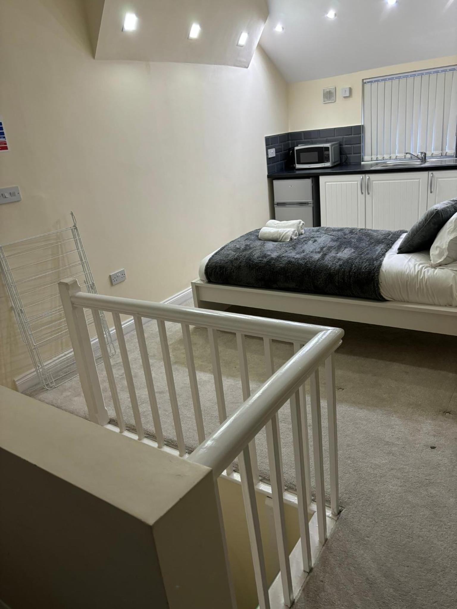 Four-Bedroom House photo 2