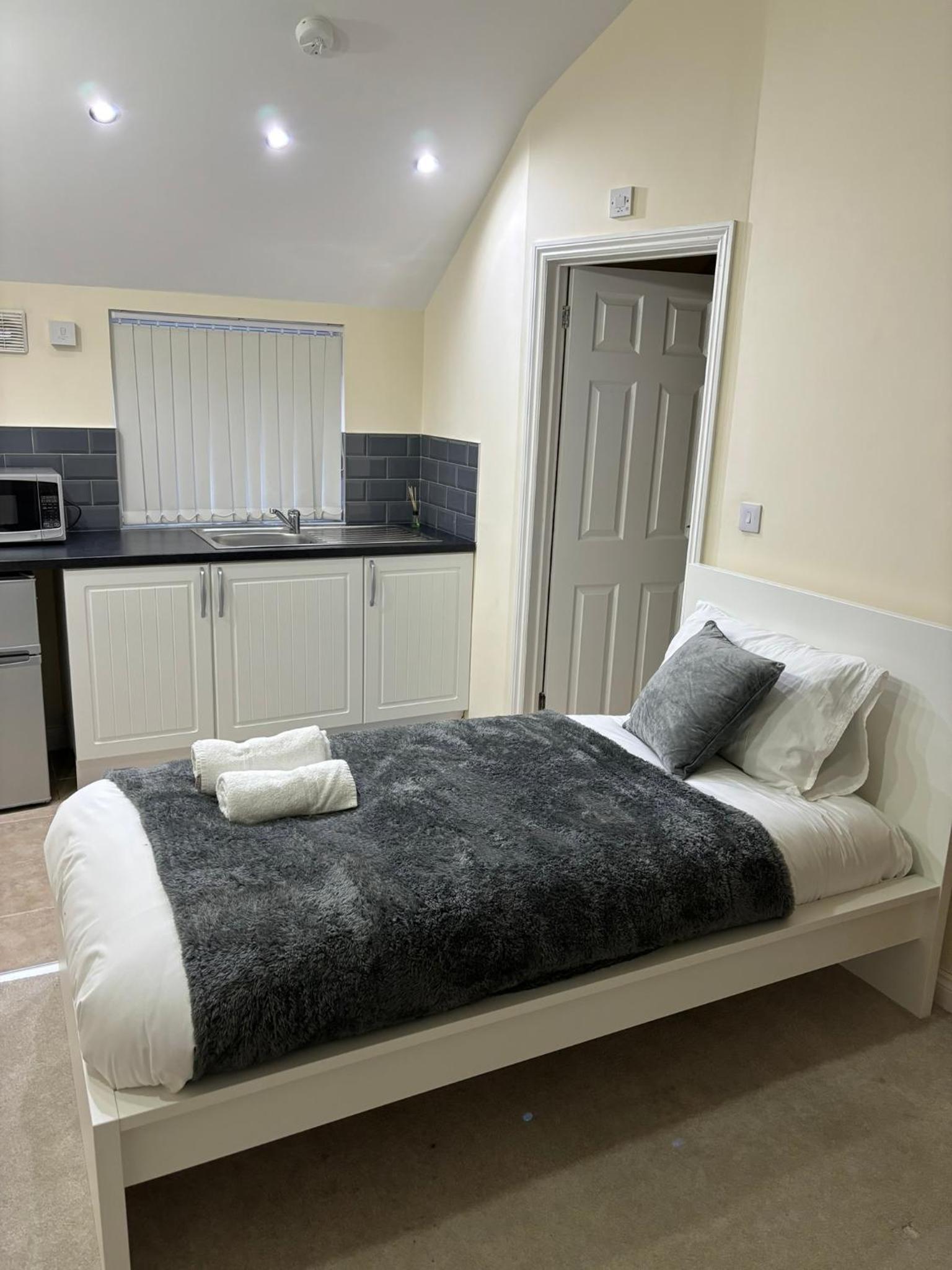 Four-Bedroom House photo 3