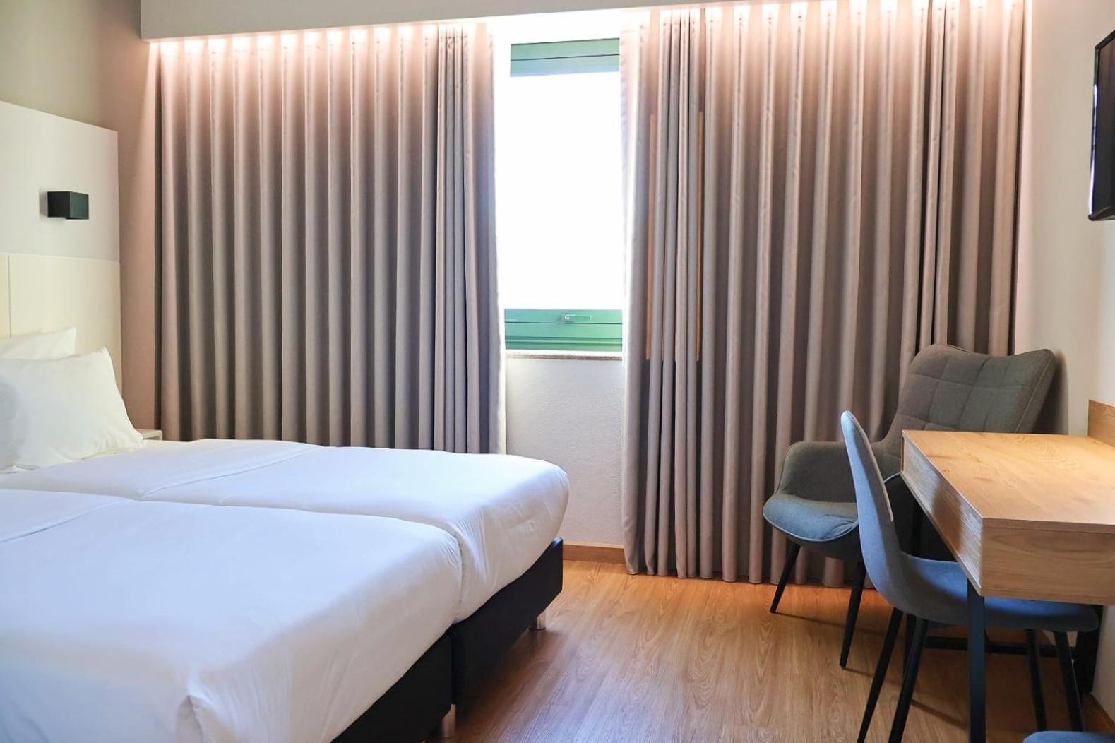 Superior Twin Room photo 3