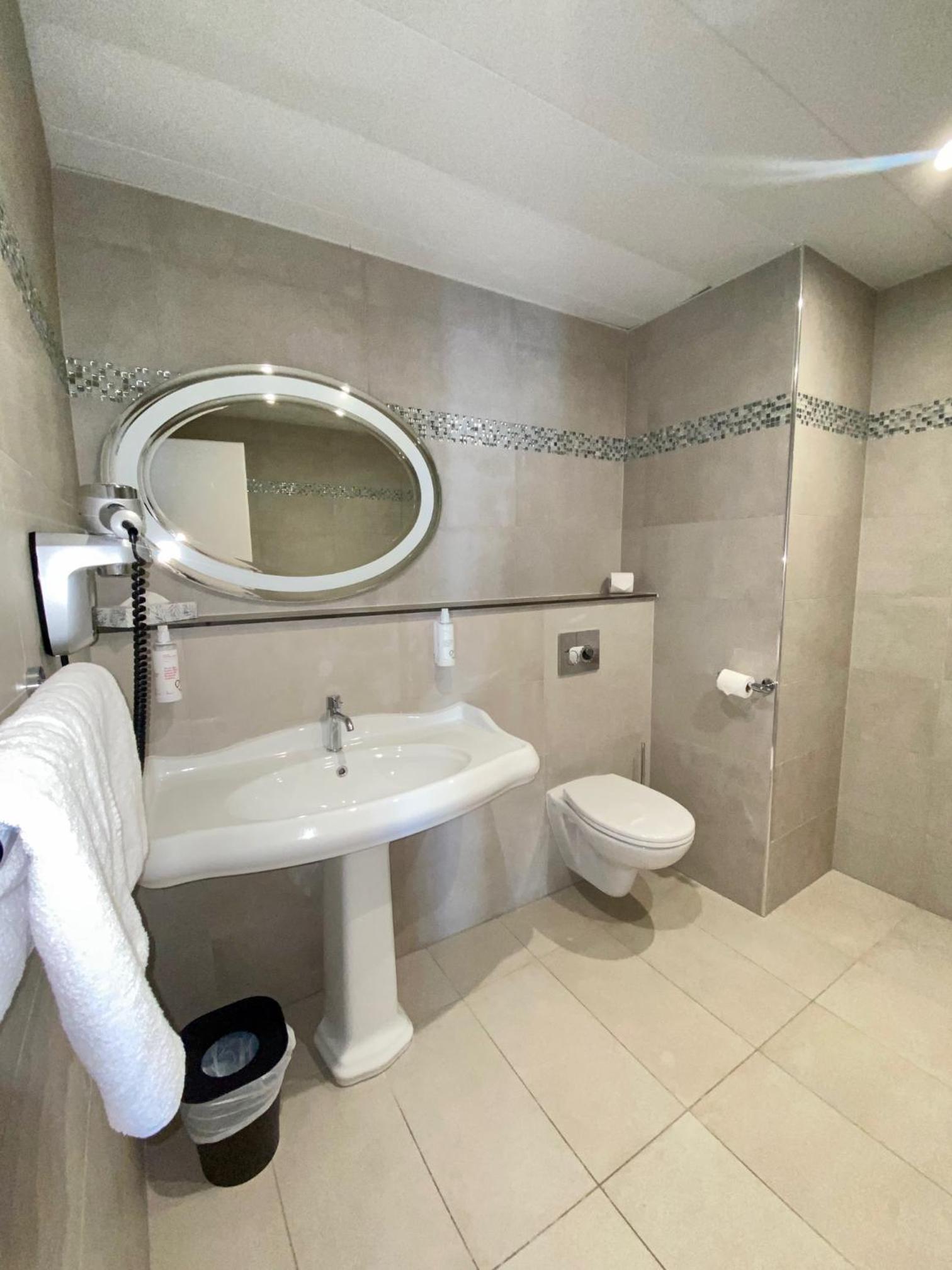 Superior Double or Twin Room with Sea View